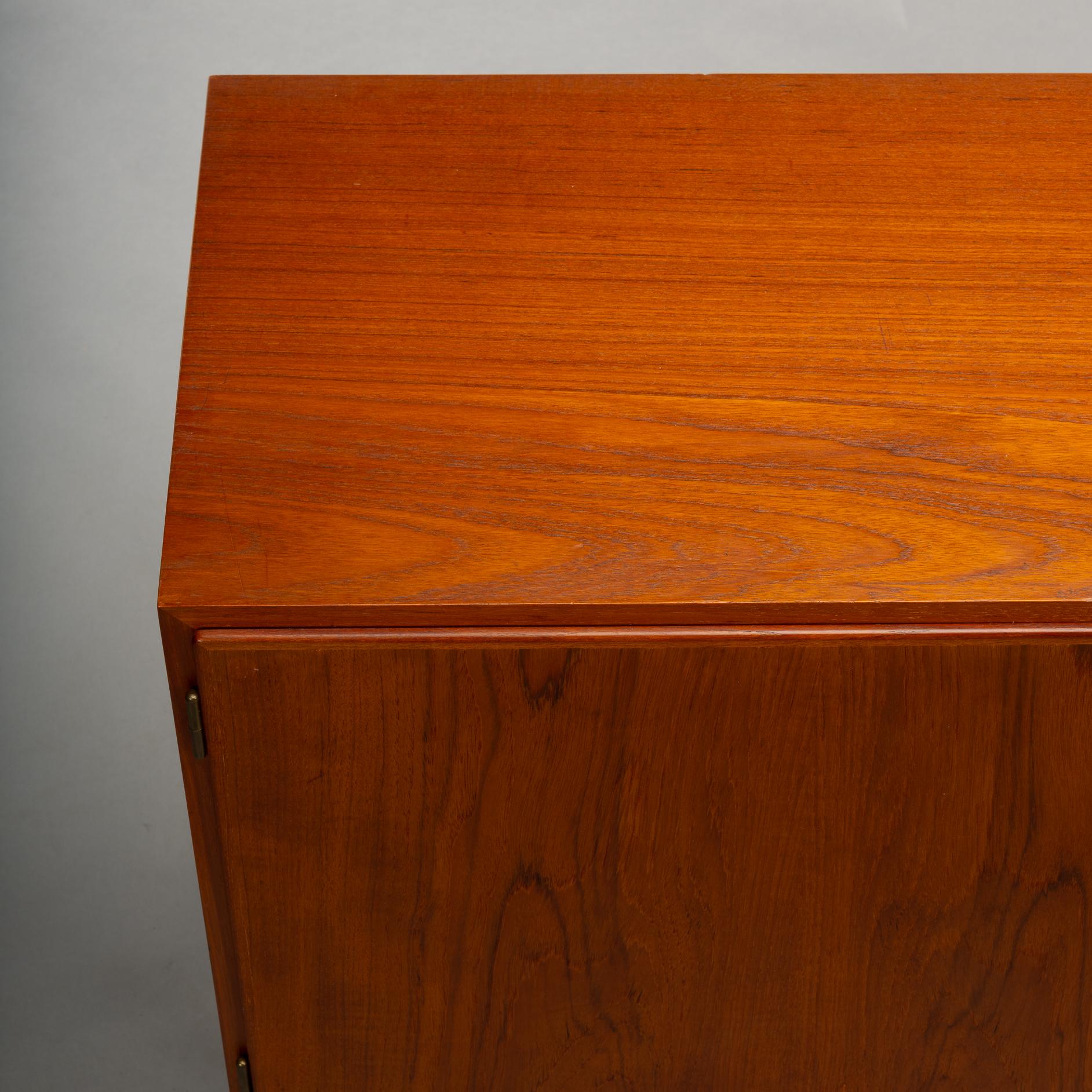 Credenza danese in teak n. 42 di Carlo Jensen per Hundevad & Co. in vendita 4