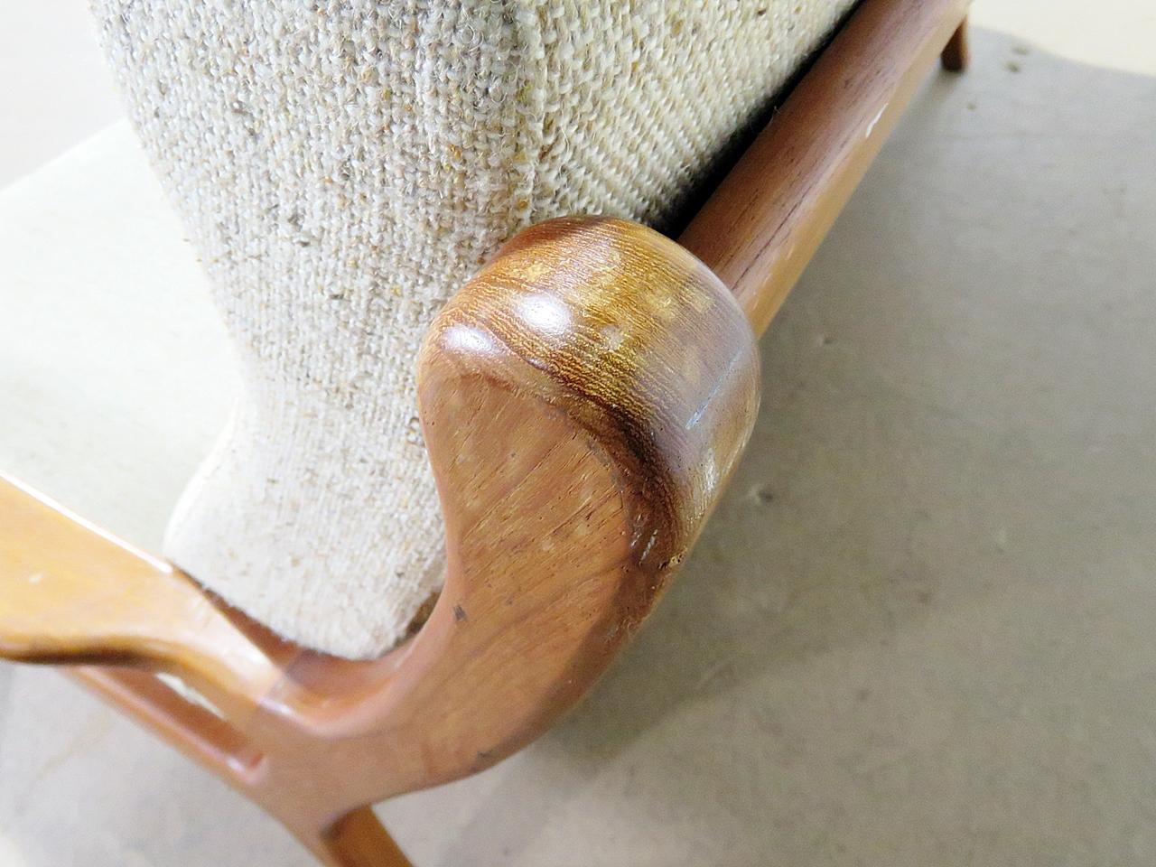 Danish teak sofa with 6 cushions.