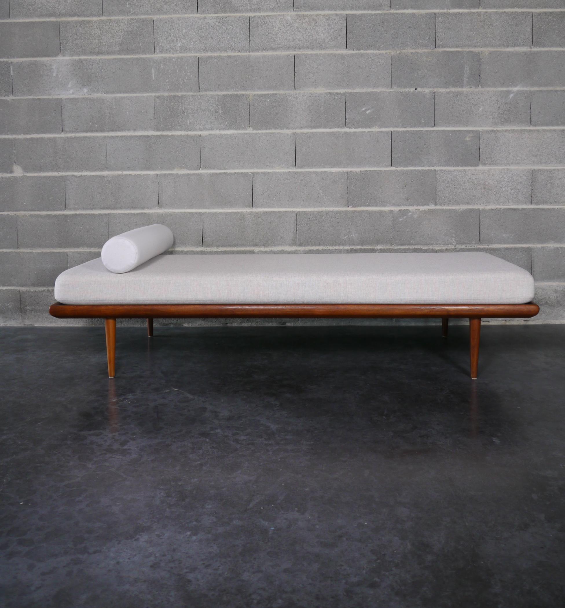 Danish Teak Sofa Set Model Minerva by Hvidt & Mølgaard 1950s For Sale 12