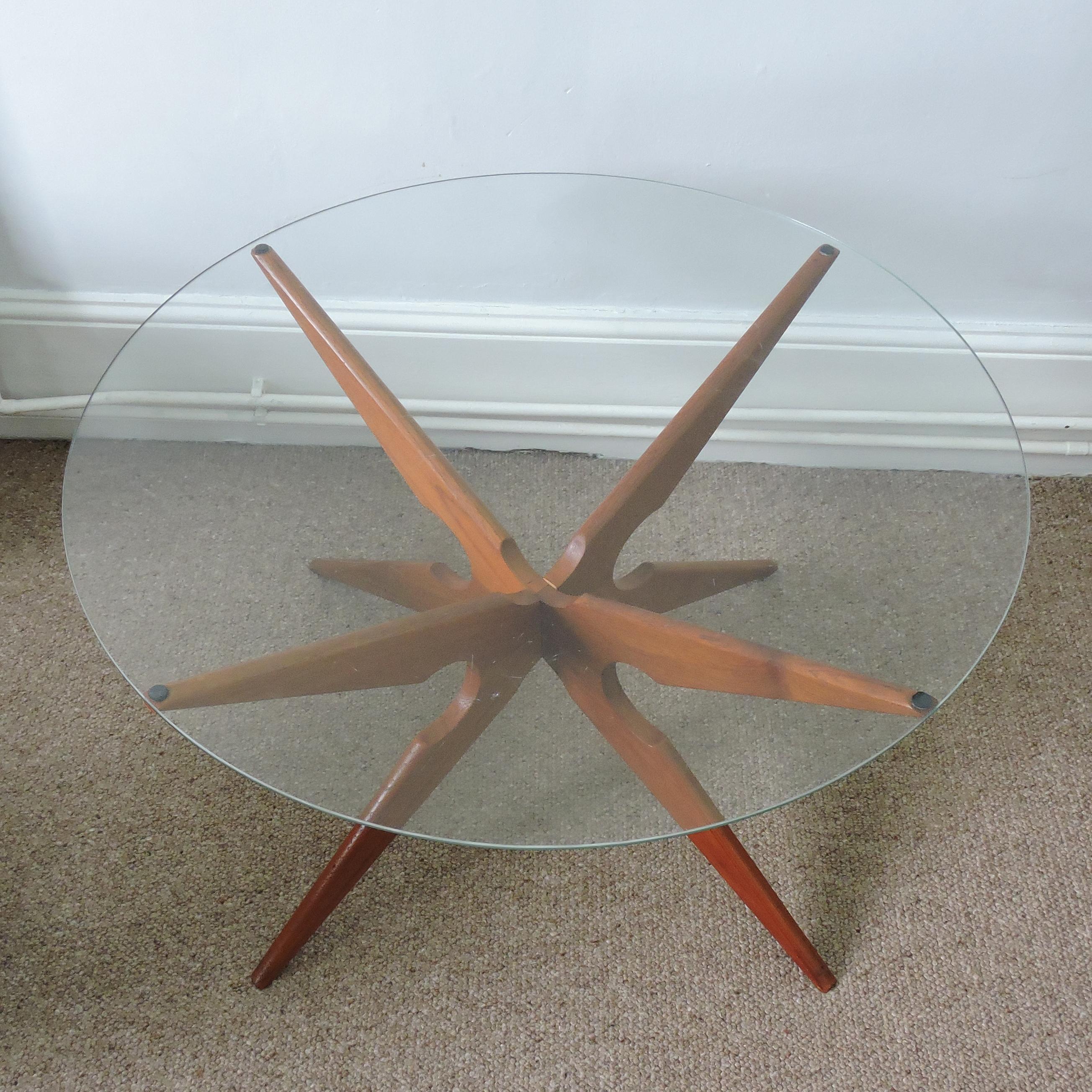 Danish Teak Spider Leg Coffee Table by Sika Mobler, 1960s In Good Condition For Sale In Chesham, GB