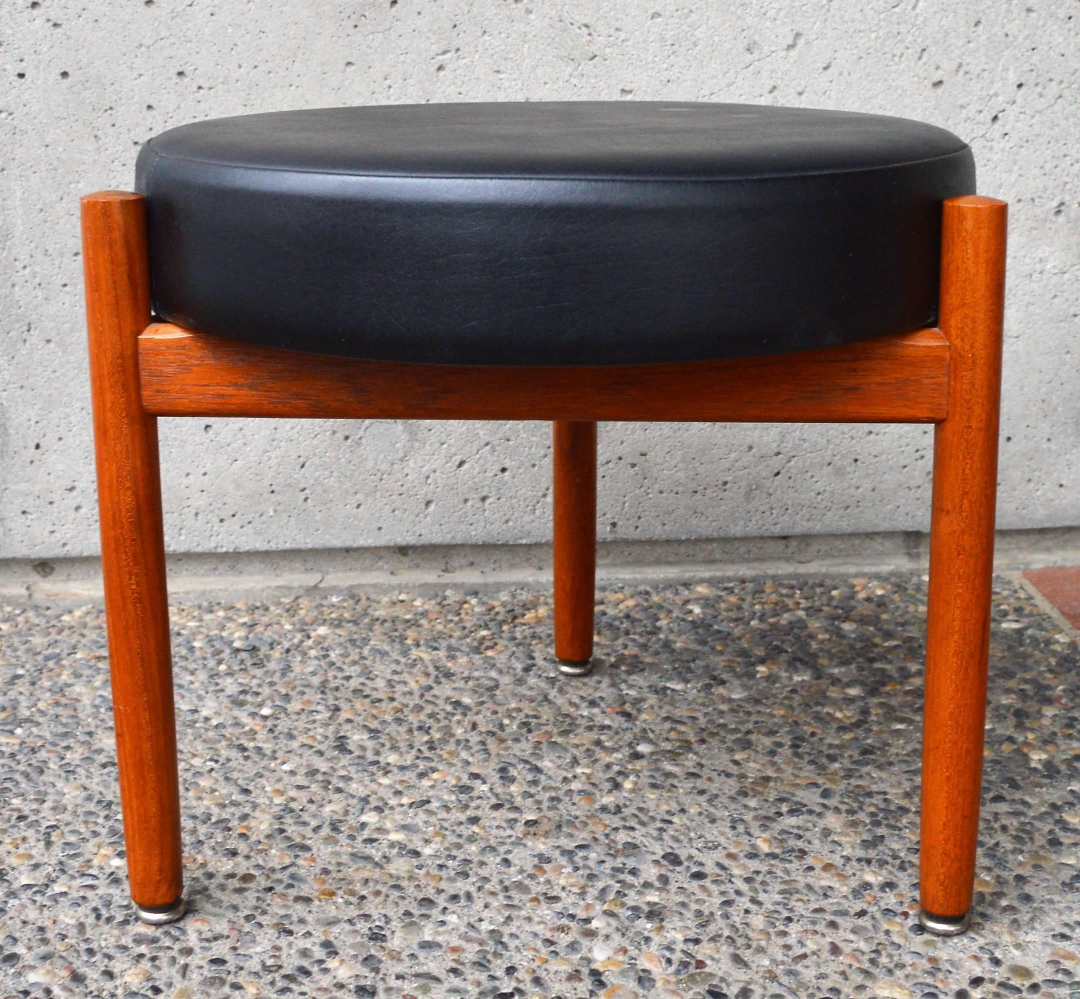 Danish Teak Stool or Table by Hugo Frandsen for Spottrup In Excellent Condition For Sale In New Westminster, British Columbia