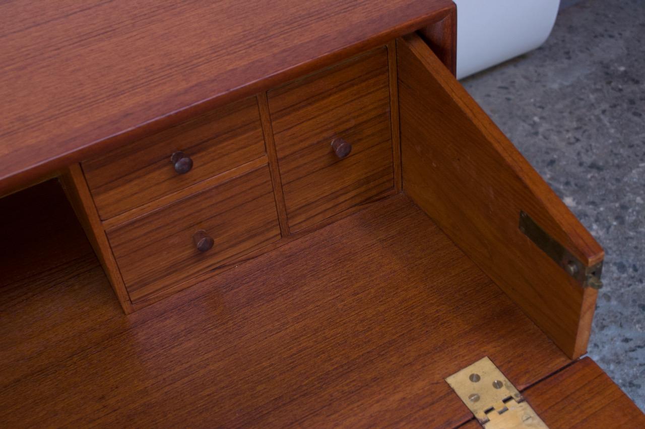 Danish Teak Student Desk / Vanity with Drop-Down Surface by Povl Dinesen 11