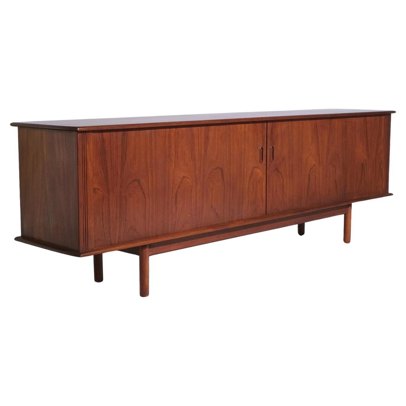 Buffet à tiroirs en teck danois C.C. 1950