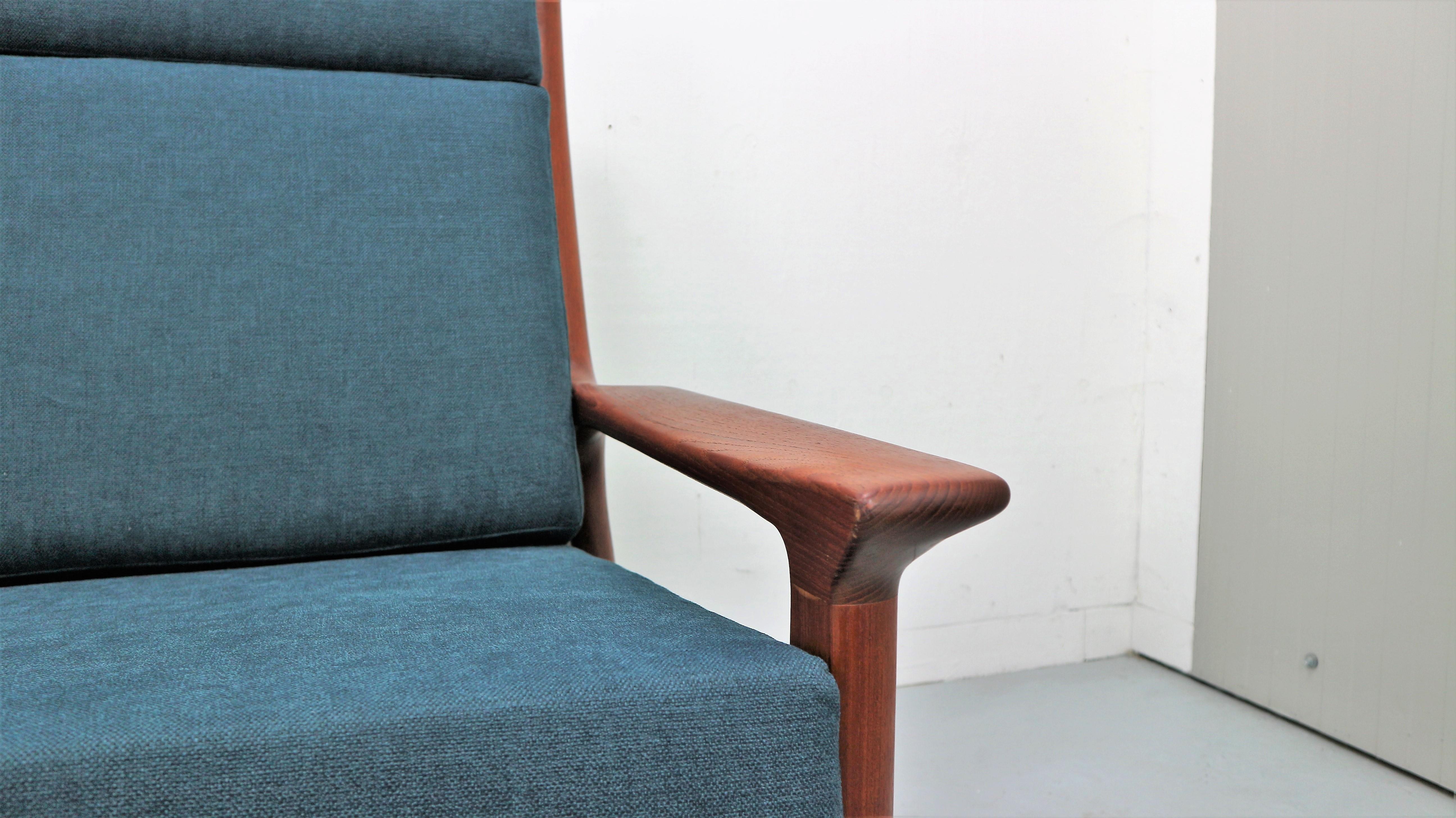 Danish Teak Three-Seat Sofa by Juul Kristensen for Glostrup Mobelfabrik 4