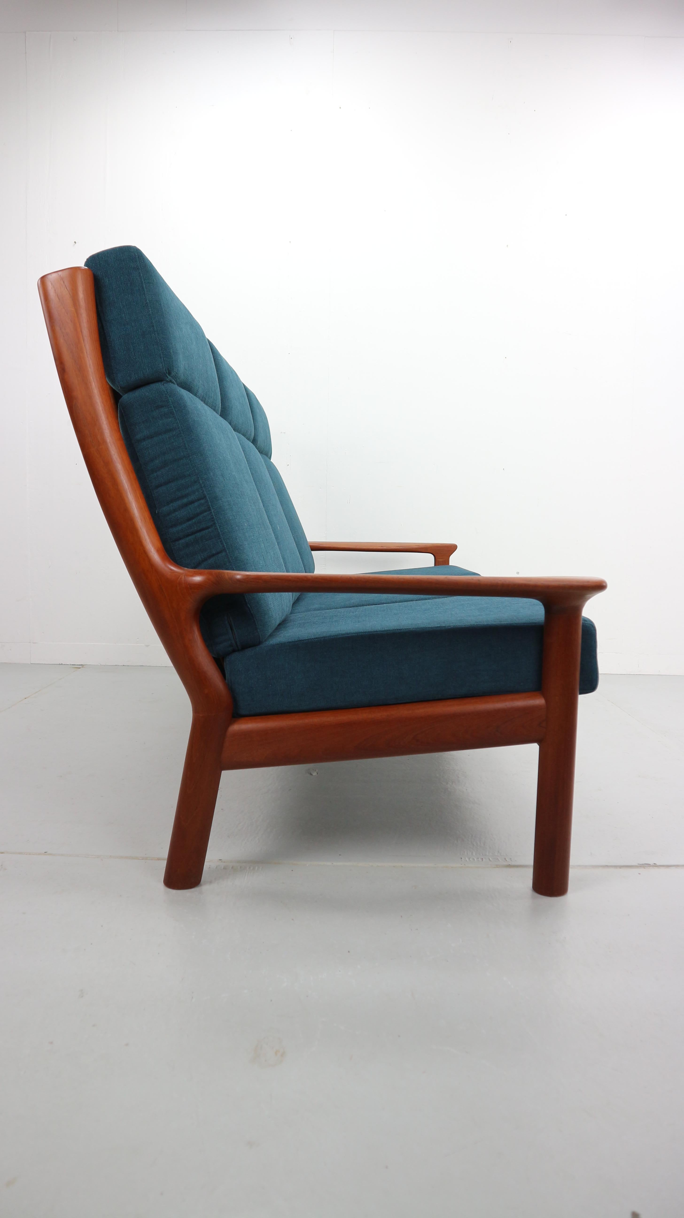 Danish Teak Three-Seat Sofa by Juul Kristensen for Glostrup Mobelfabrik 8