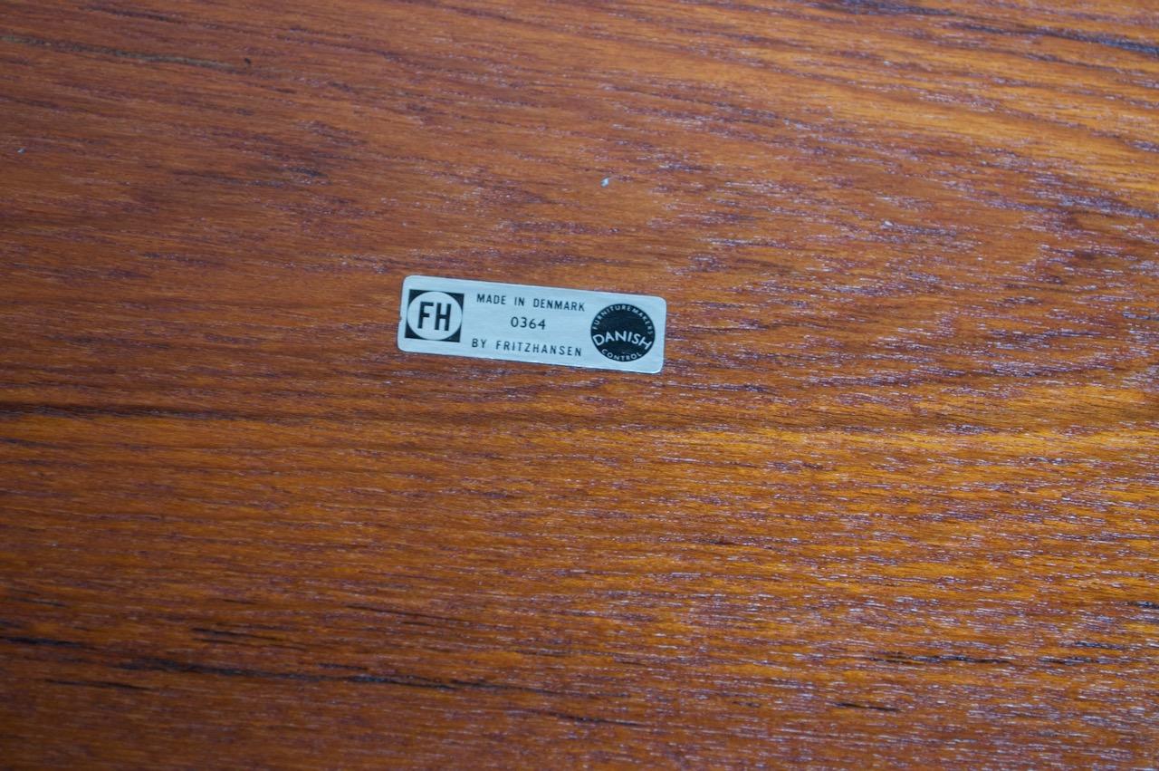Dänischer Tabletttisch aus Teakholz „Modell 4508“ von Willumsen und Engholm für Fritz Hansen im Angebot 12