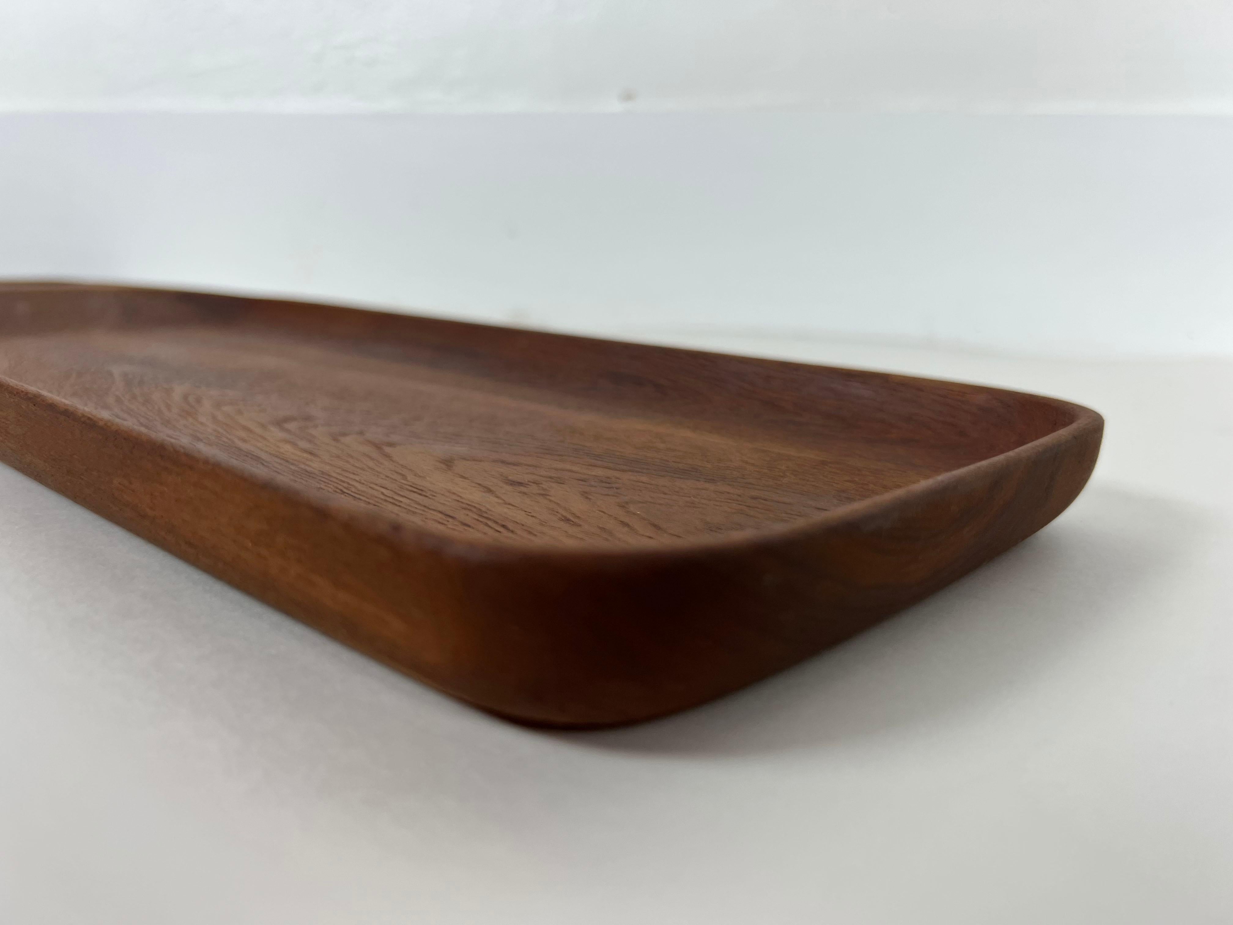 Danish Teak Tray with Handle by Bonniers In Excellent Condition For Sale In Fort Lauderdale, FL
