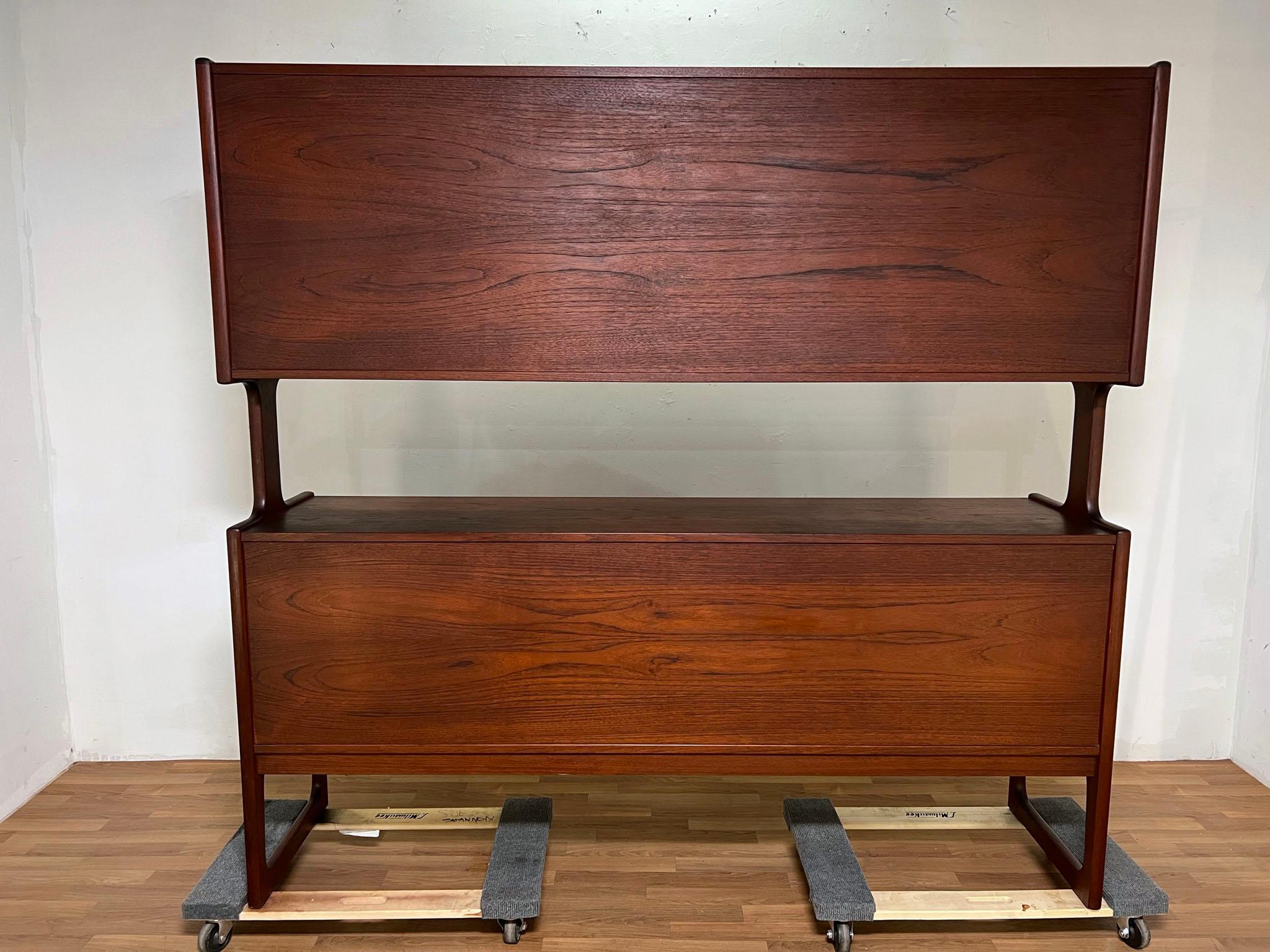 Danish Teak Two Tier Credenza in the Style of Hans Wegner, Circa 1960s 10