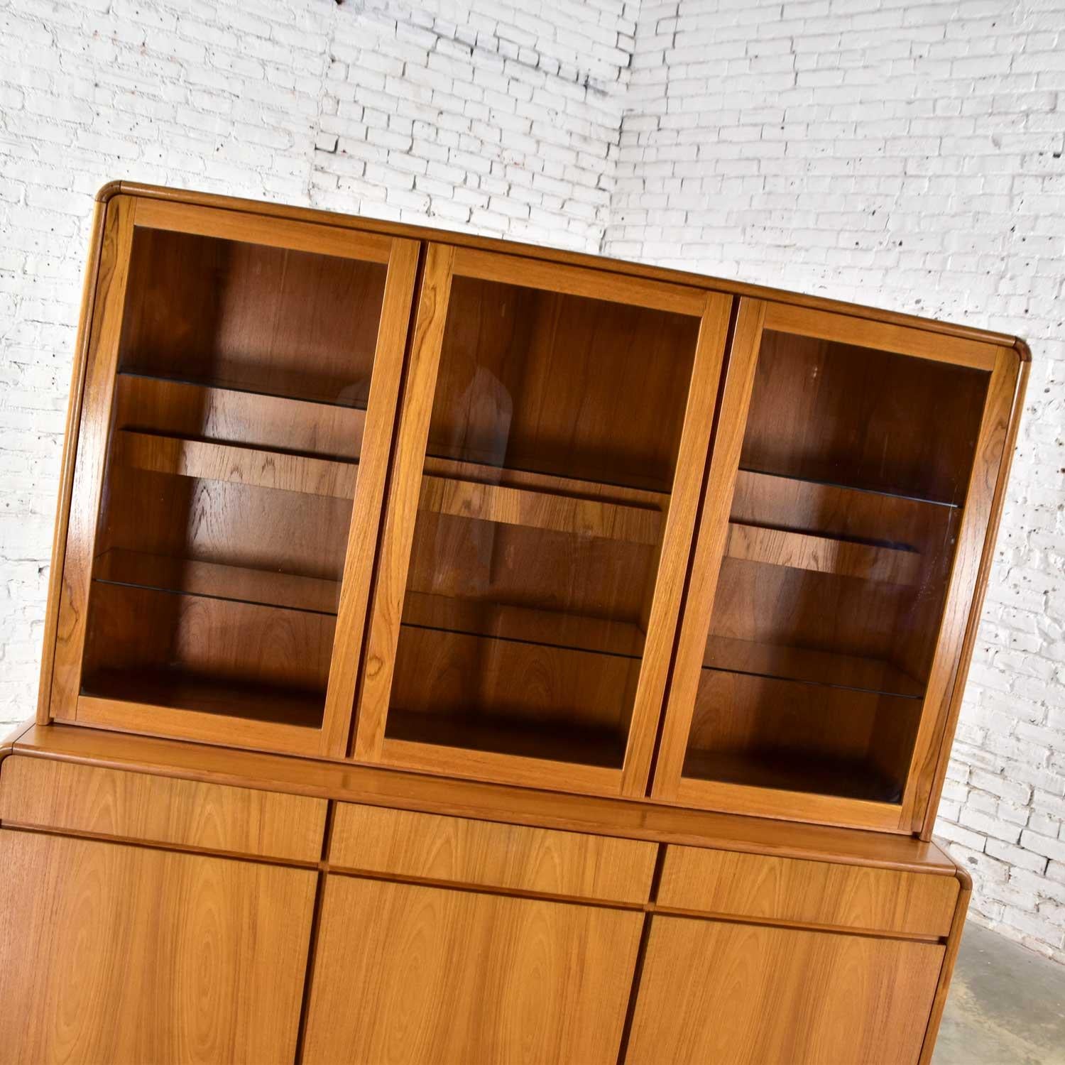 scandinavian china cabinet