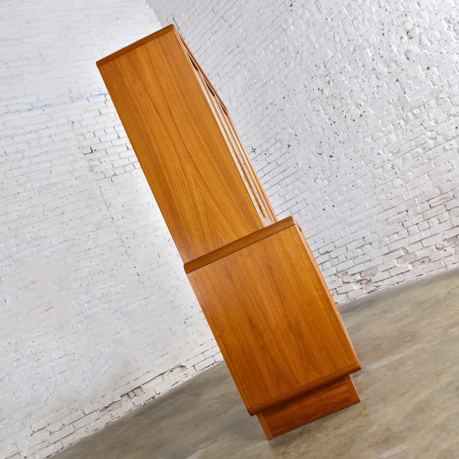 20th Century Danish Teak Veneer Midcentury Scandinavian Modern Two-Piece China Hutch Buffet