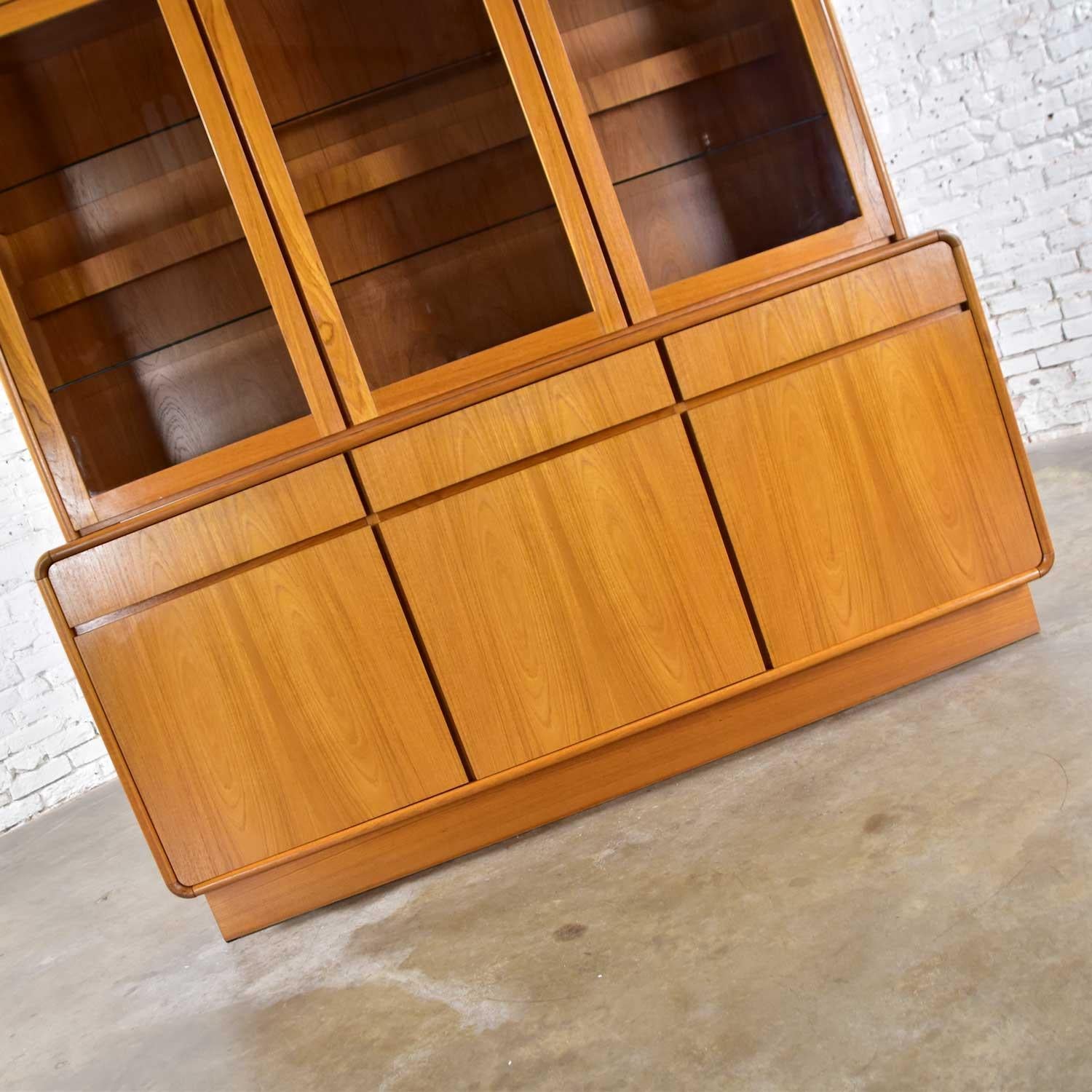Danish Teak Veneer Midcentury Scandinavian Modern Two-Piece China Hutch Buffet 1