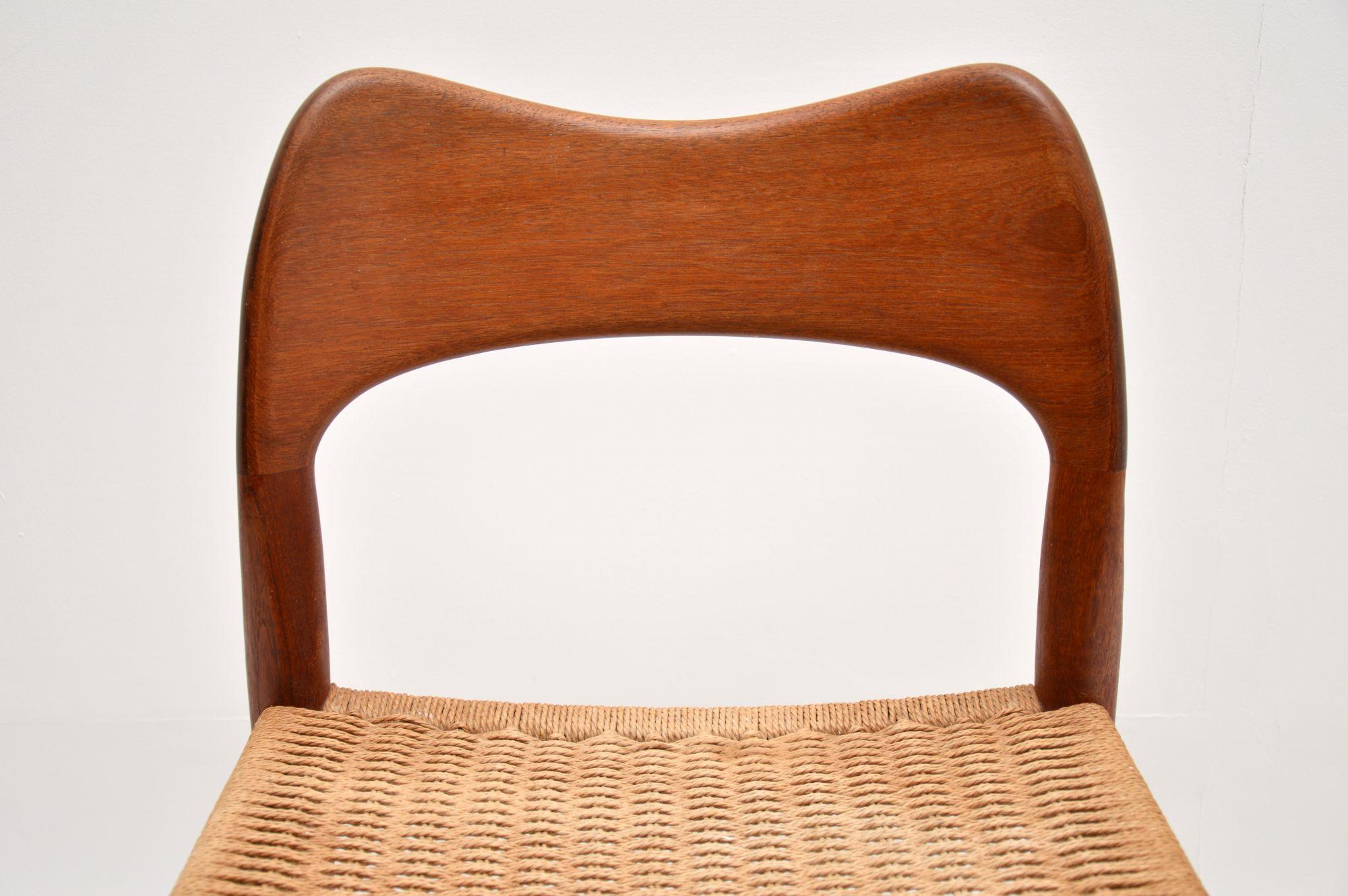 20th Century Danish Teak Vintage Chair by Arne Hovmand-Olsen for Mogens Kold