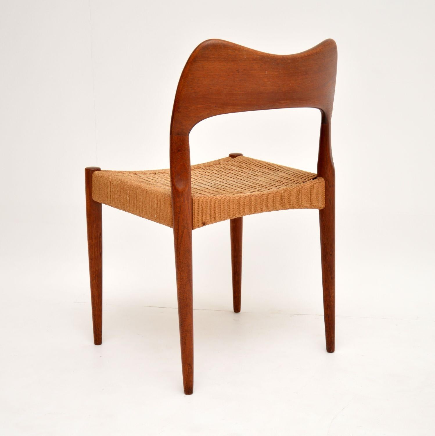 Danish Teak Vintage Chair by Arne Hovmand-Olsen for Mogens Kold 2