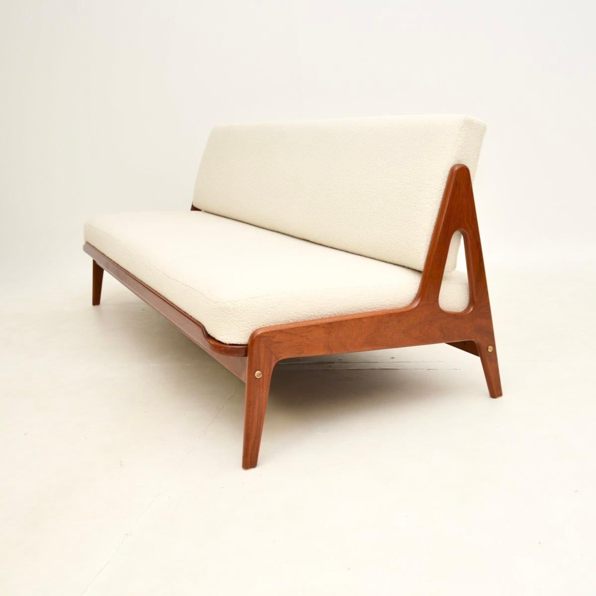 Danish Teak Vintage Sofa Bed by Arne Wahl Iversen In Good Condition In London, GB