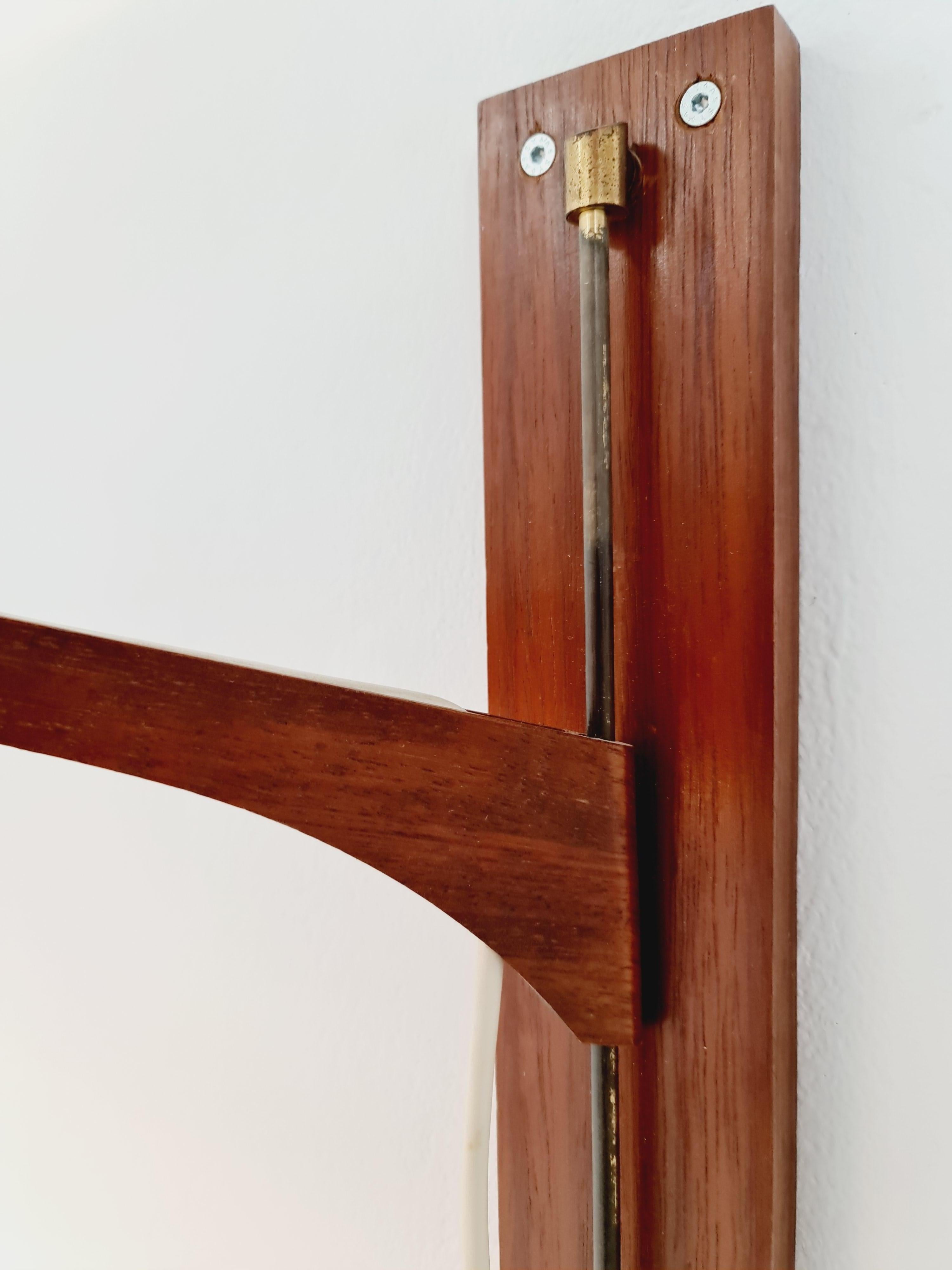 Mid-20th Century Danish Teak wall Lamp with nice Shade 1960s For Sale