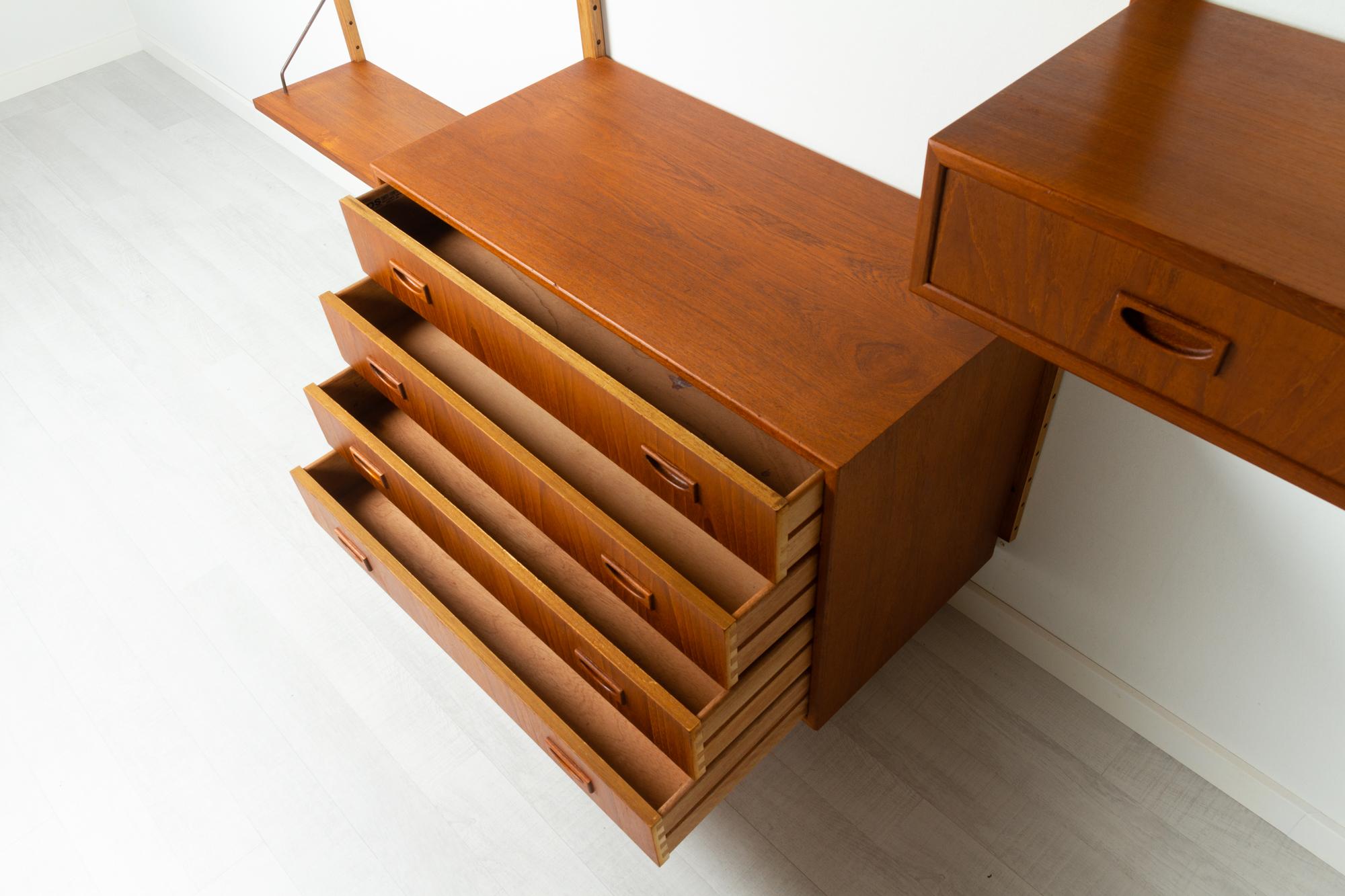 Danish Teak Wall Unit by PS System 1960s In Good Condition In Asaa, DK