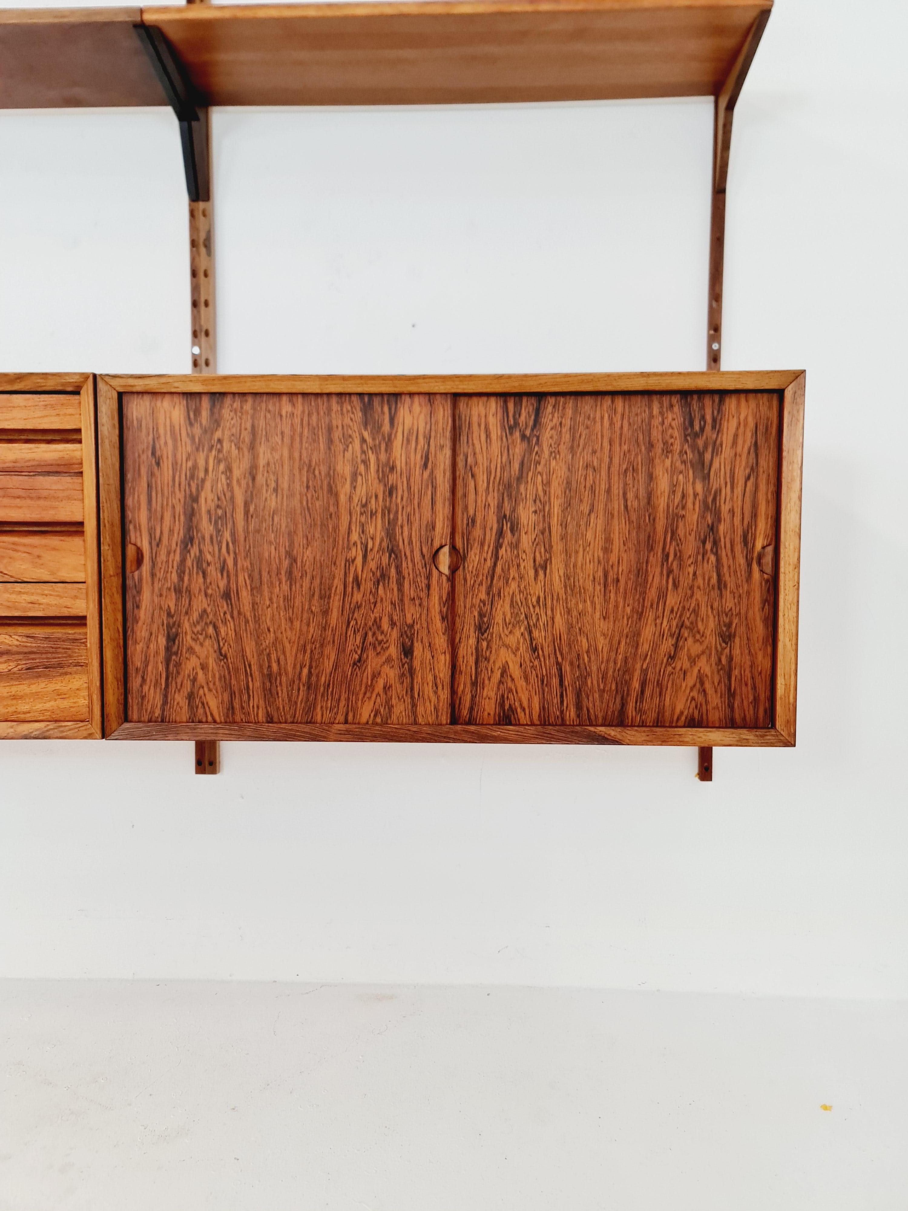 Teck Meuble mural danois en teck avec 3 armoires par Poul Cadovius pour Cado, Danemark, années 1960 en vente
