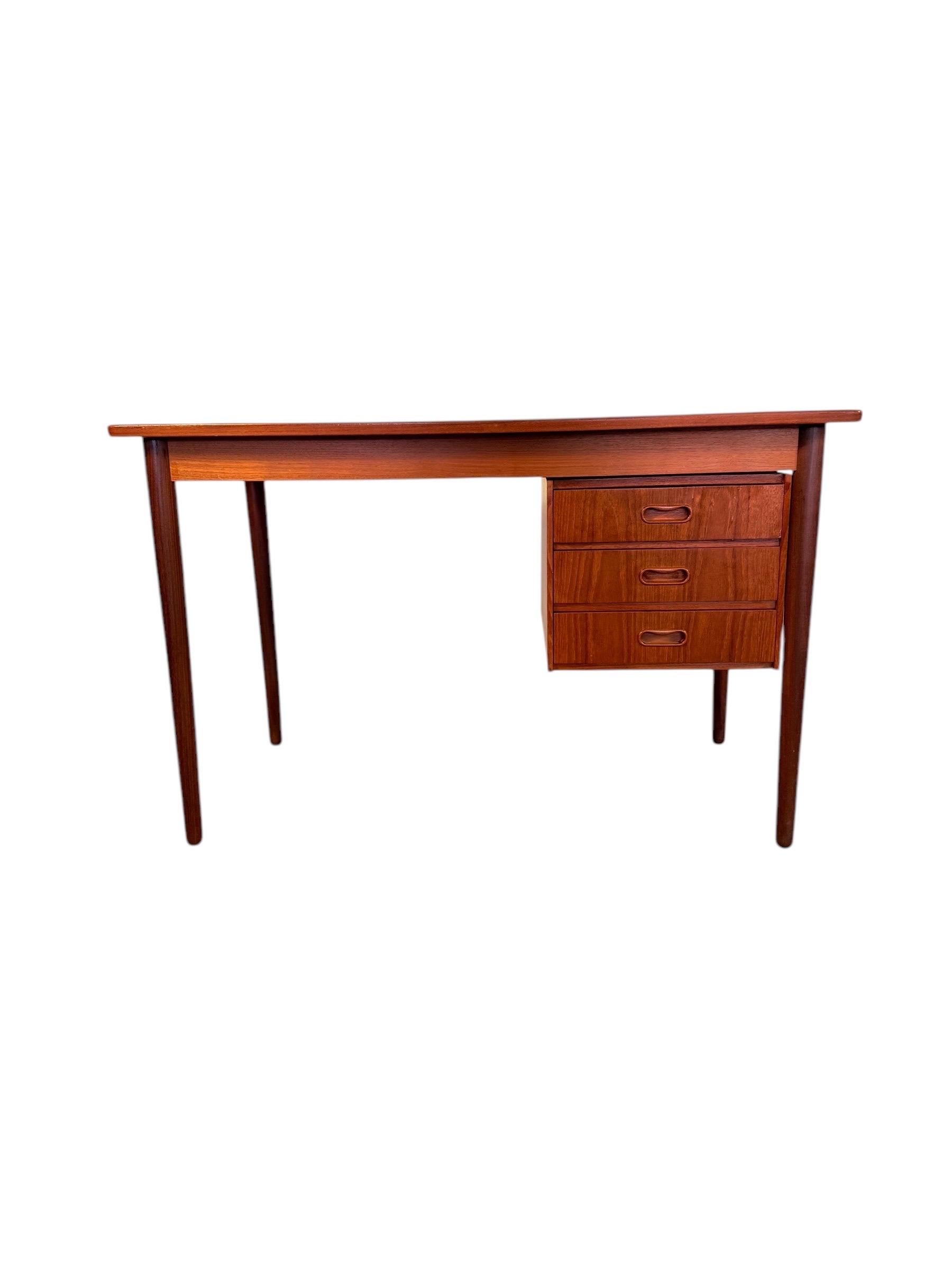 Mid-Century Modern Danish Teak Writing Desk by Arne Vodder with Sliding Drawers