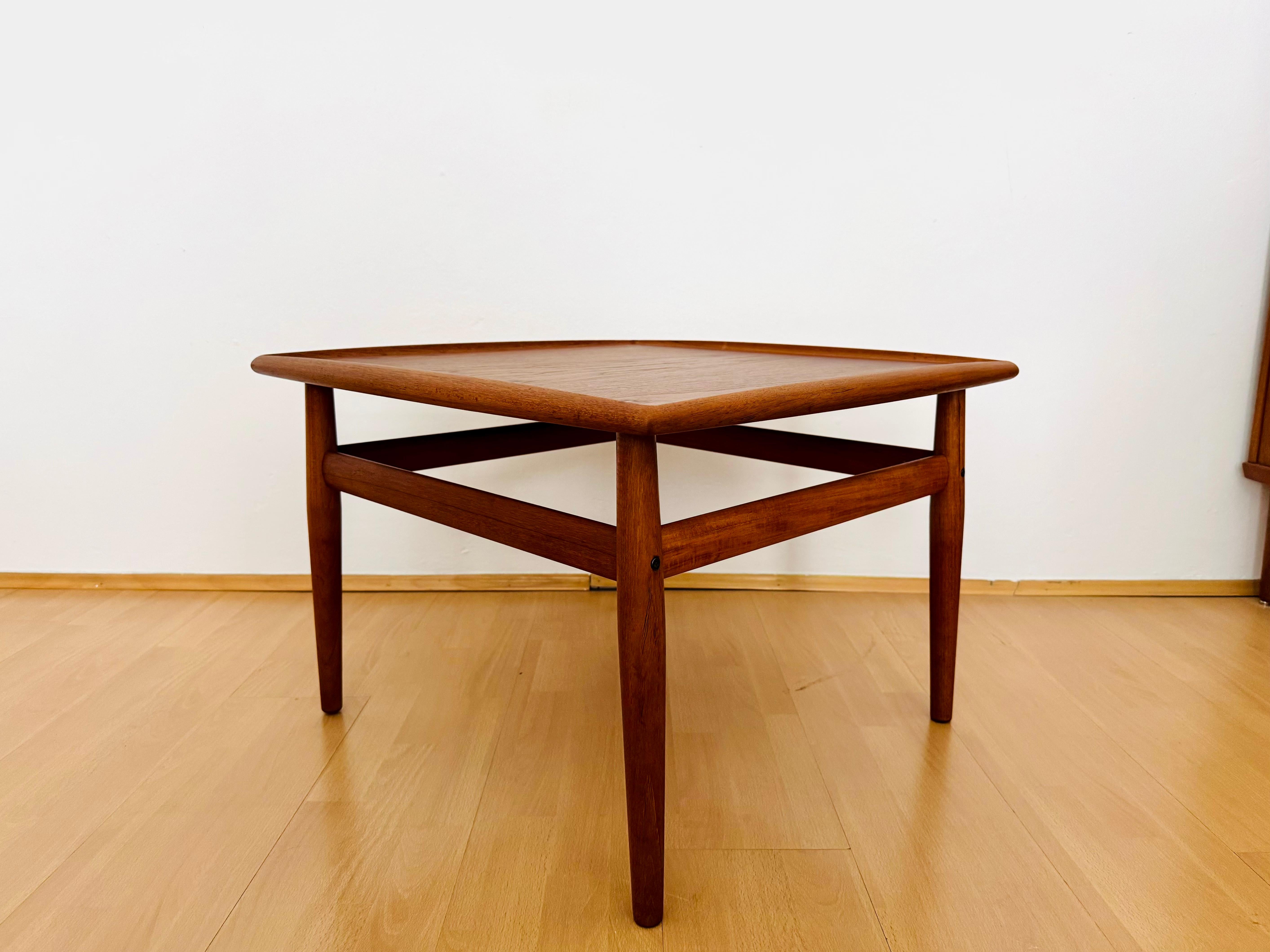 Danish Teakwood Coffee or Side Table by Grete Jalk For Sale 1