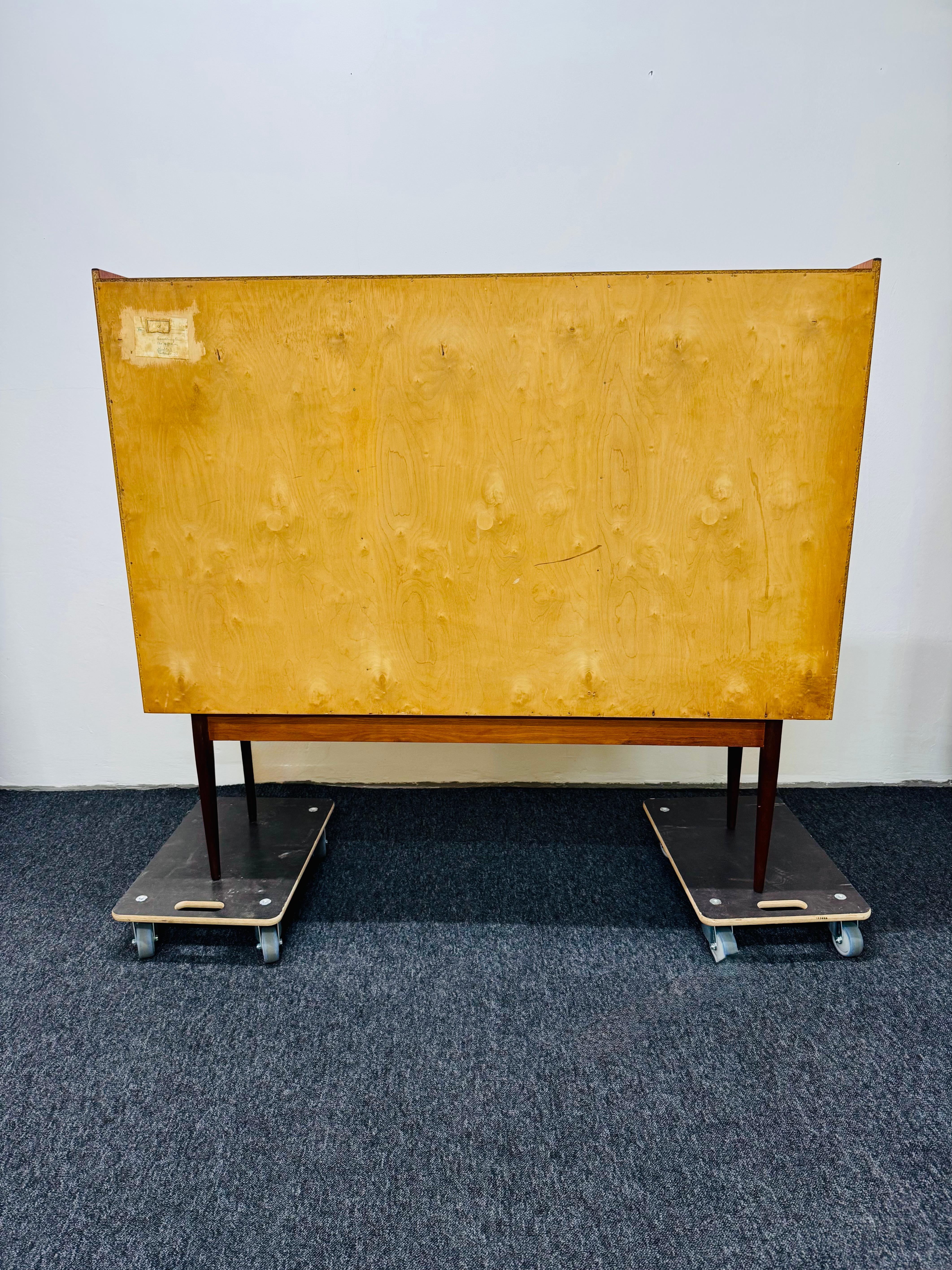 Dänisches Teakholz Highboard im Angebot 12