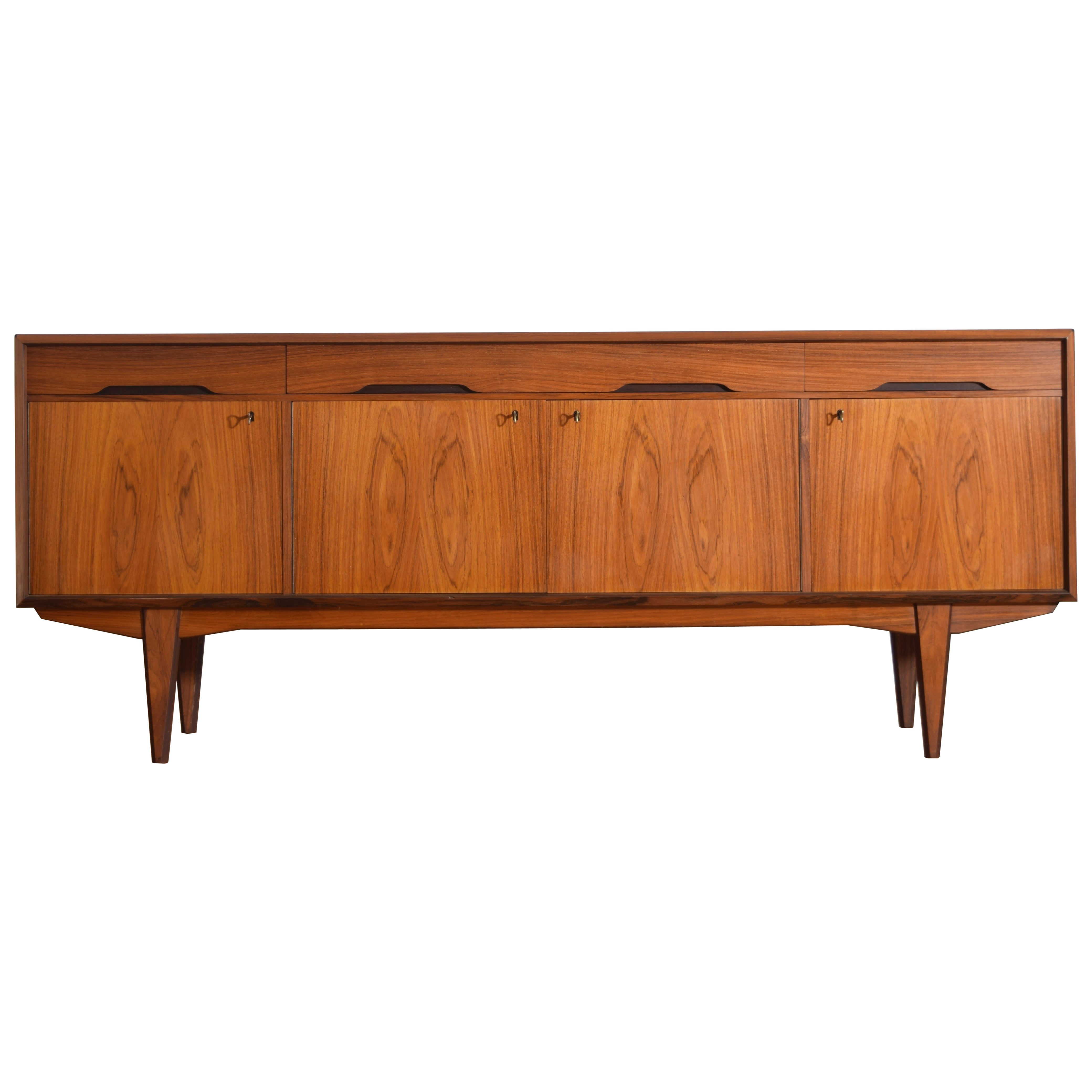 Dänisches Teakholz-Sideboard von Johannes Andersen, ca. 1960er Jahre im Angebot