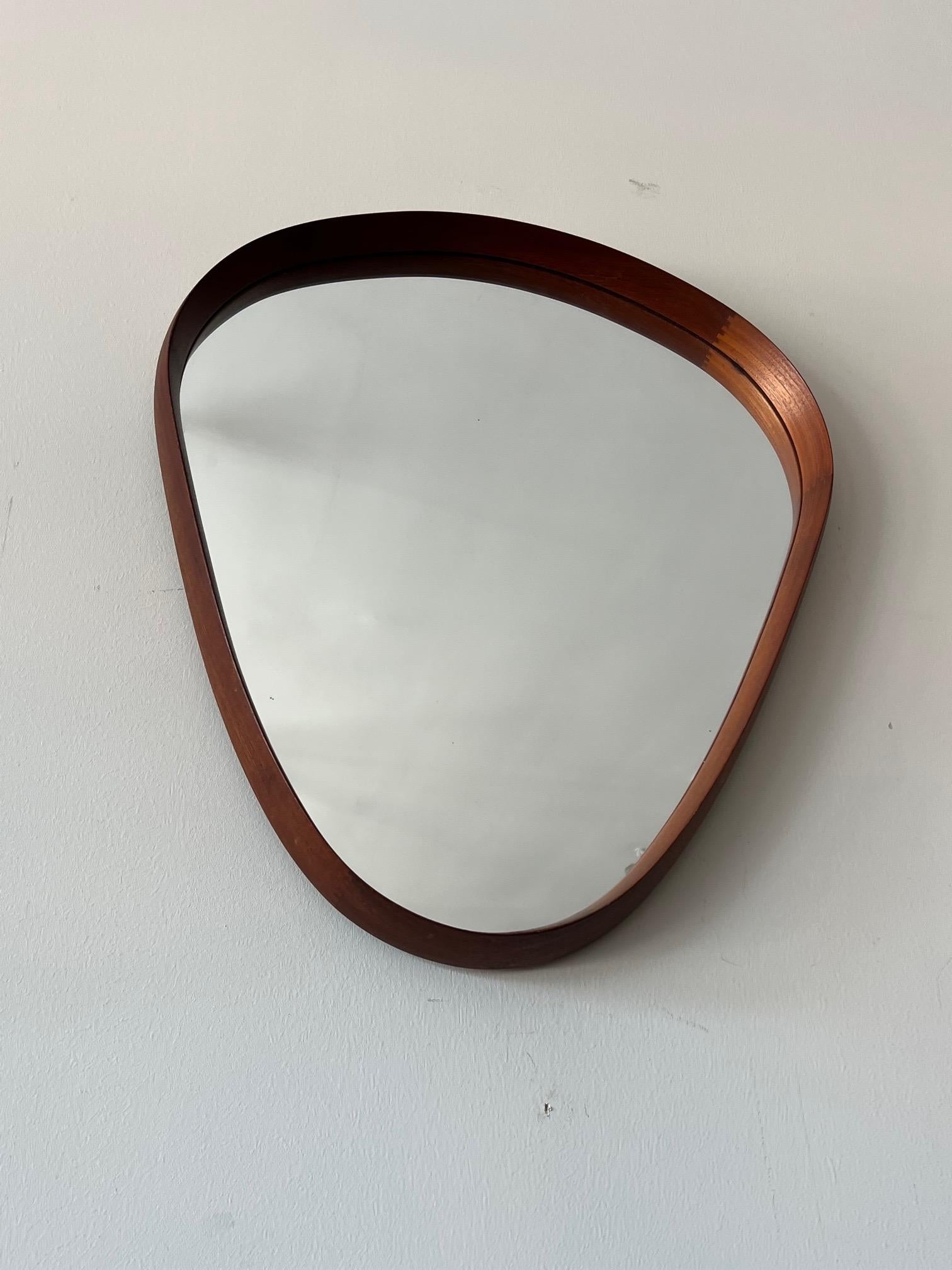 Danish Teardrop Mirror Vintage Mid-Century Modern Teak In Good Condition For Sale In St.Petersburg, FL
