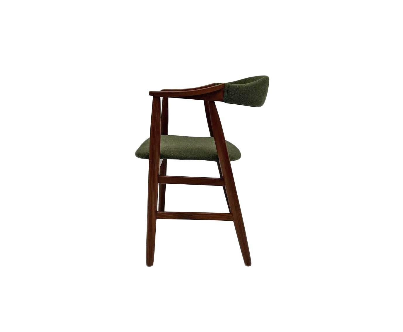 Danish Thomas Harlev Model 213 for Farstrup Teak and Green Wool Office Armchair 7