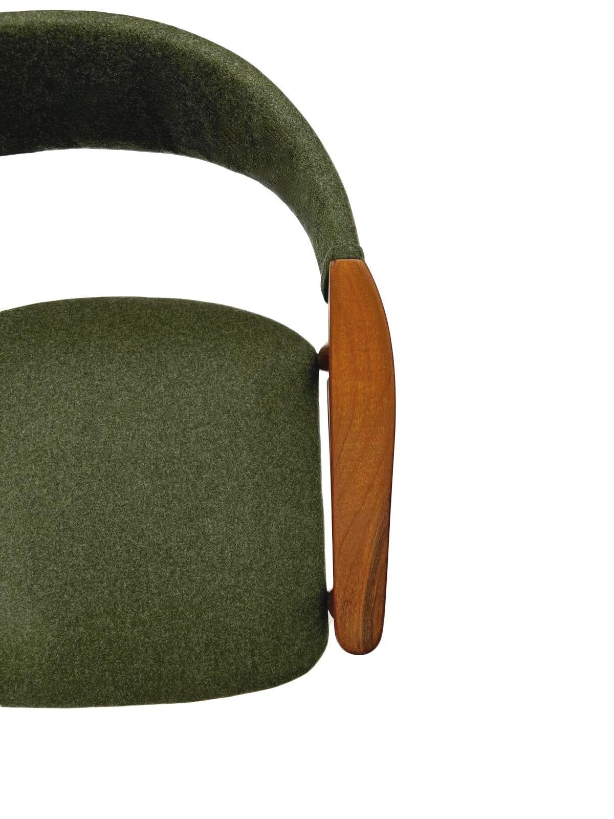 Danish Thomas Harlev Model 213 for Farstrup Teak and Green Wool Office Armchair 4