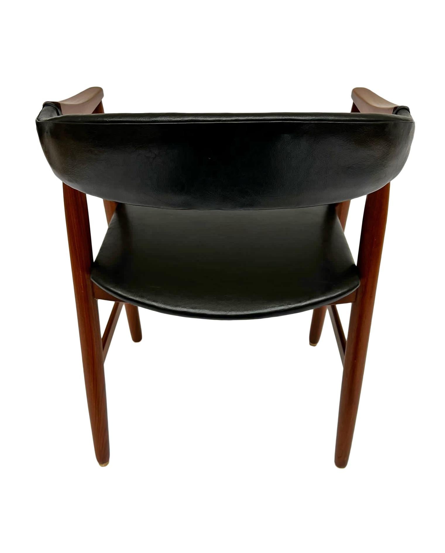 Danish Thomas Harlev Model 213 Teak Desk Chair for Farstrup 1960s For Sale 4