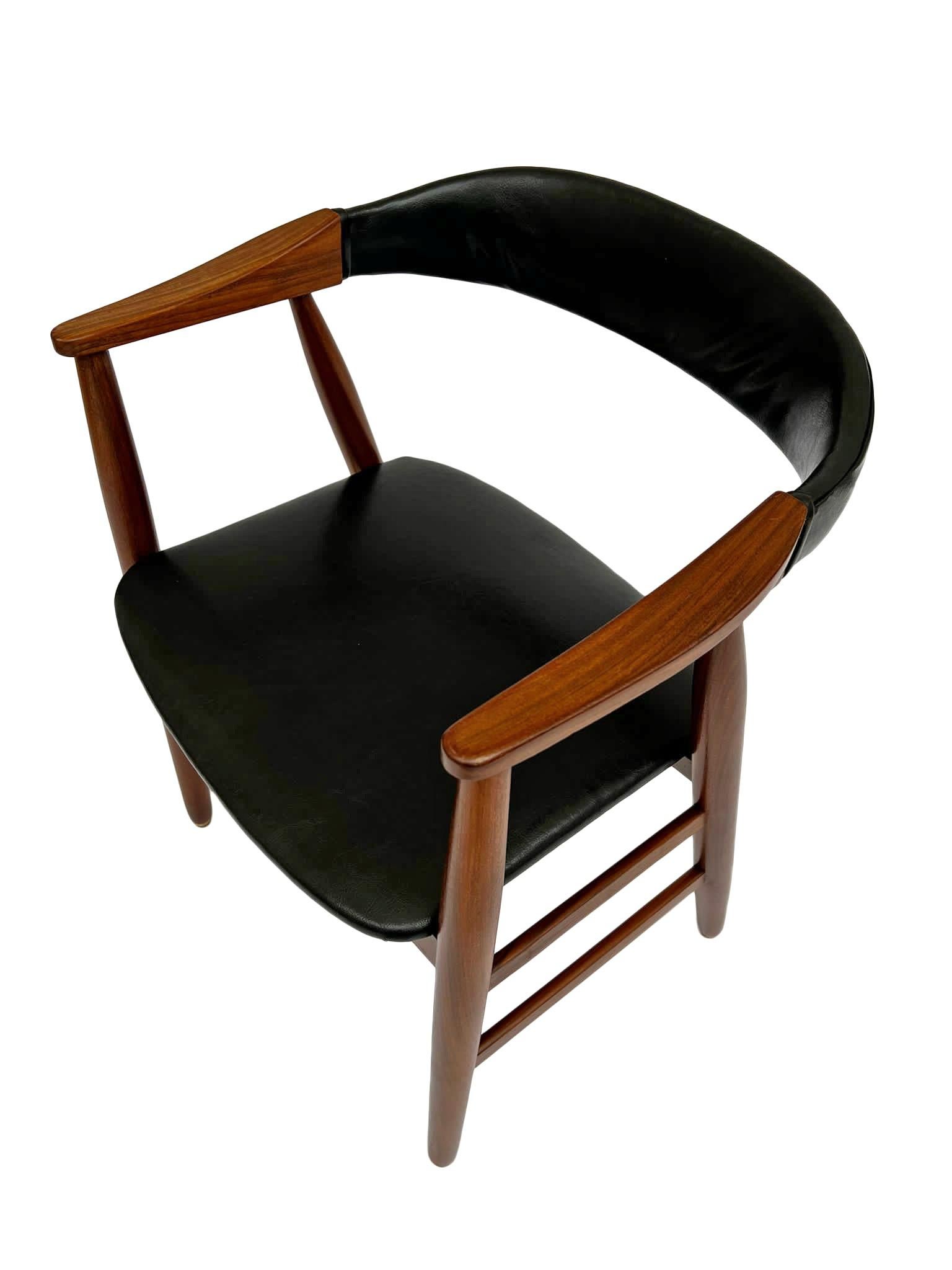 Danish Thomas Harlev Model 213 Teak Desk Chair for Farstrup 1960s For Sale 1