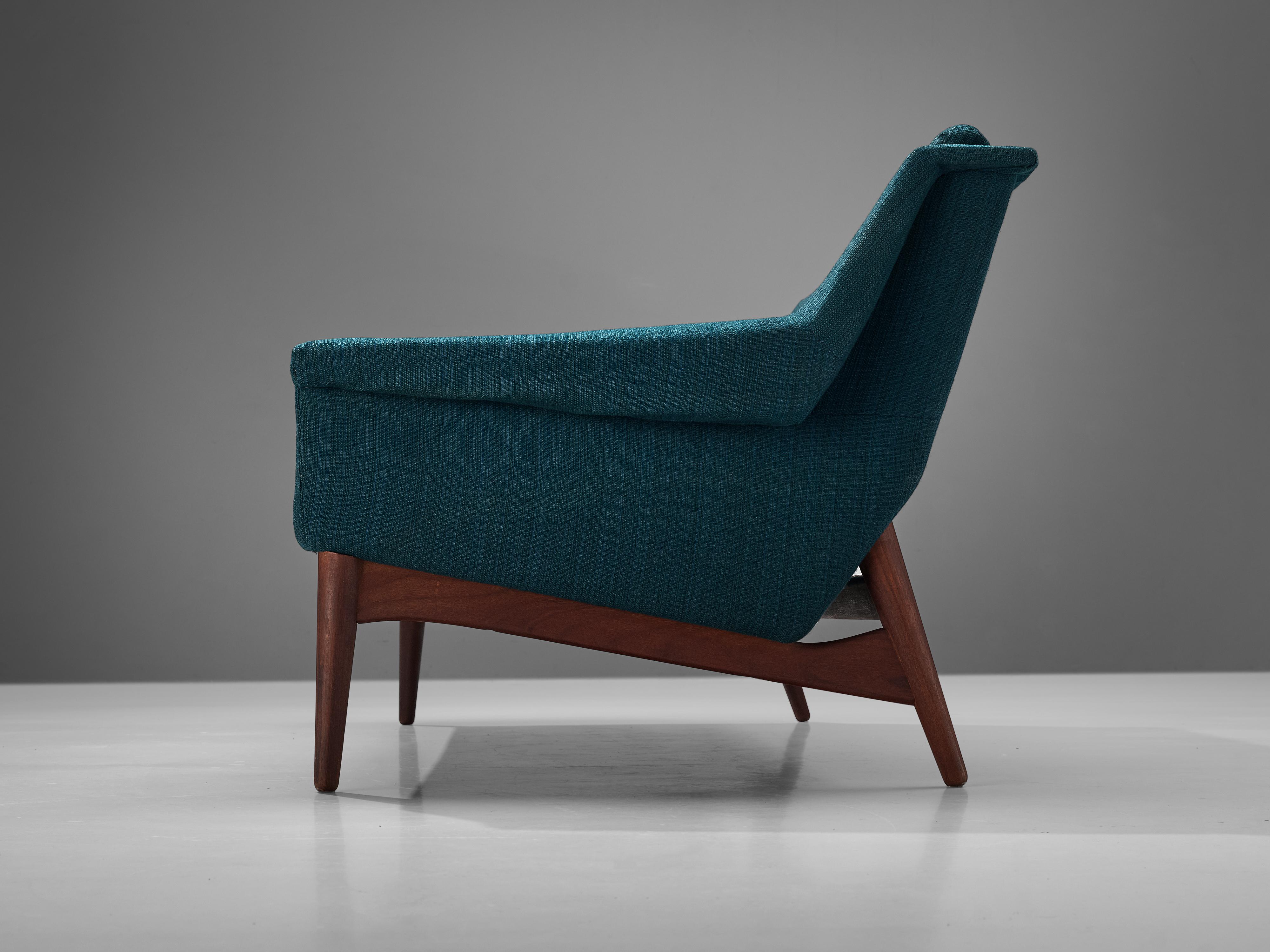 Dänisches Dreisitzer-Sofa aus Teakholz mit grünblauer Polsterung (Stoff) im Angebot