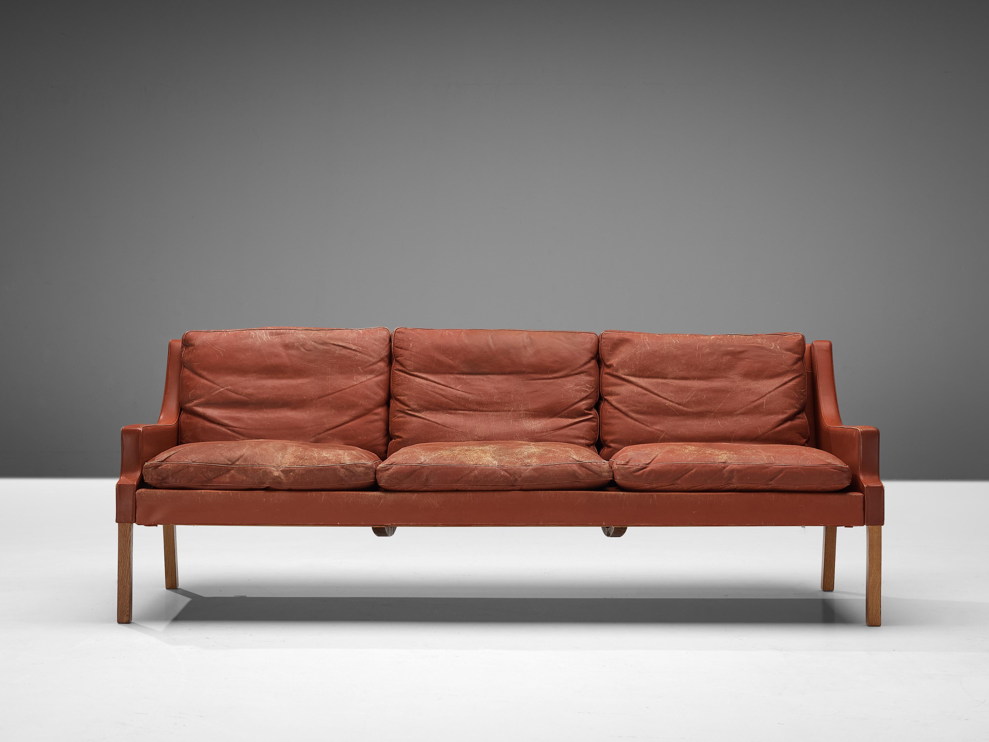 Danish Three Seat Sofa in Red Brown Leather In Good Condition For Sale In Waalwijk, NL
