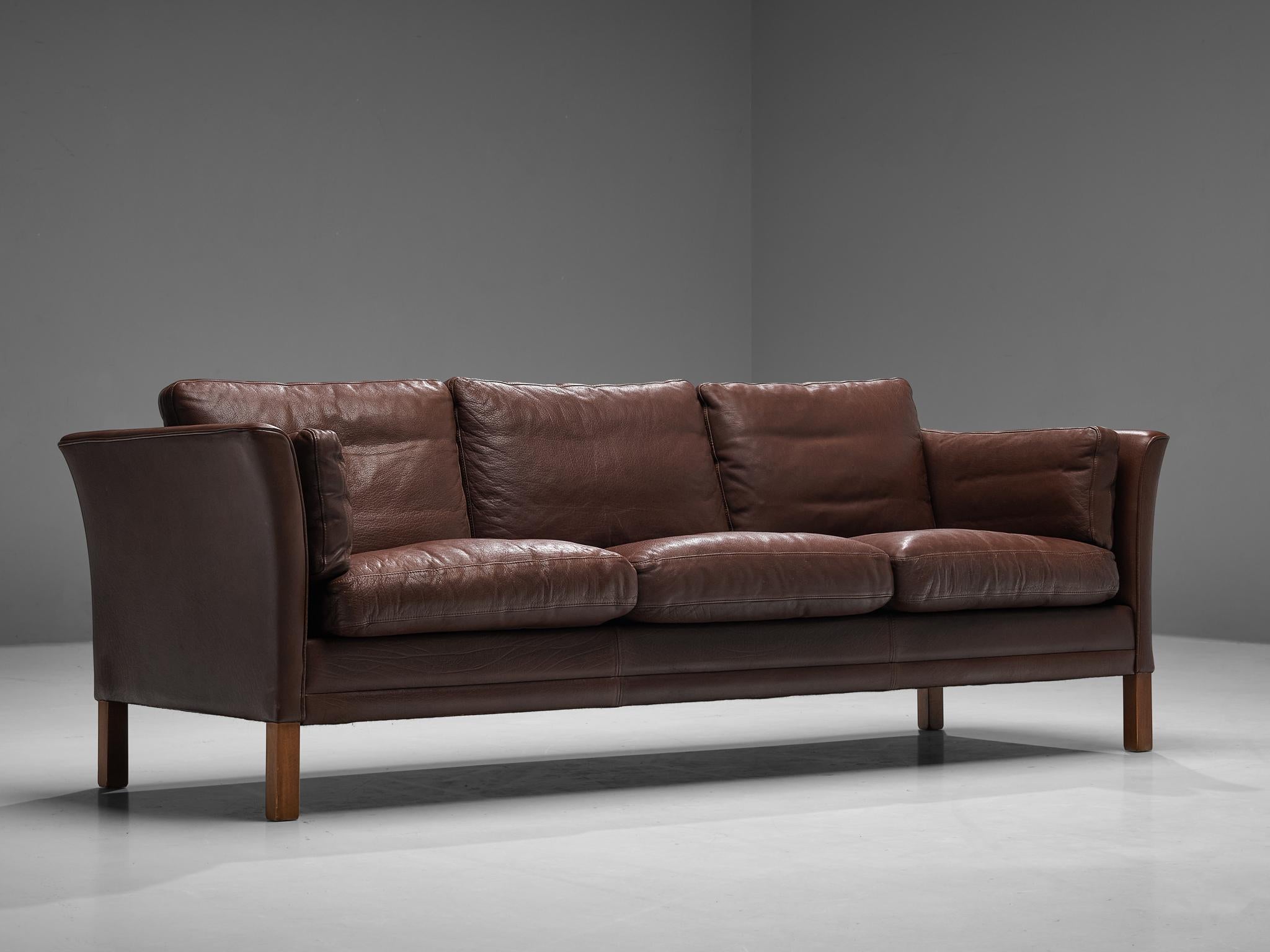 Danish Three Seat Sofa in Umber Leather In Good Condition In Waalwijk, NL