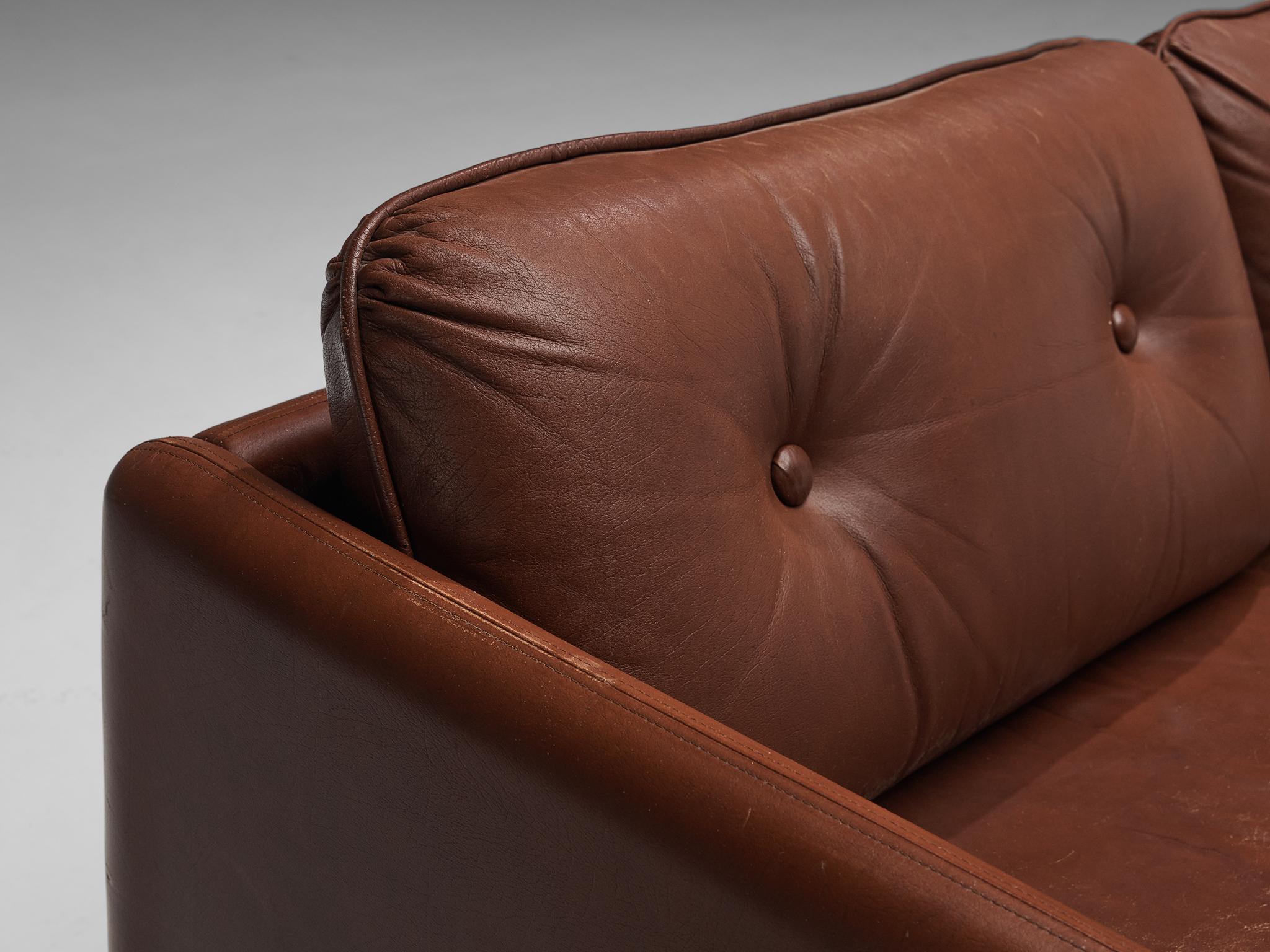 Scandinavian Modern Danish Three Seater Sofa in Chestnut Brown Leather Upholstery