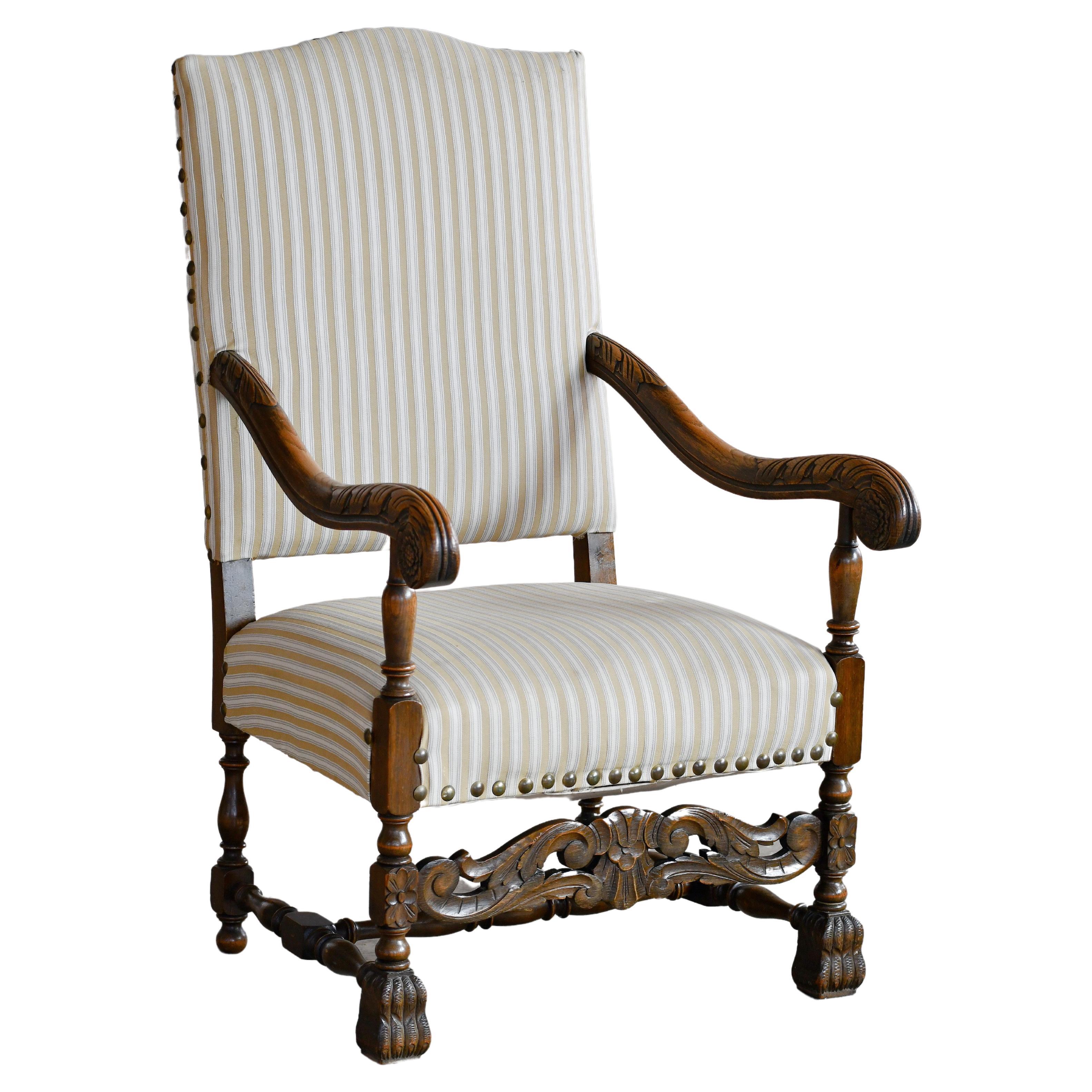 Danish Throne Chair in Carved Oak, circa 1900 Bindesboll Style