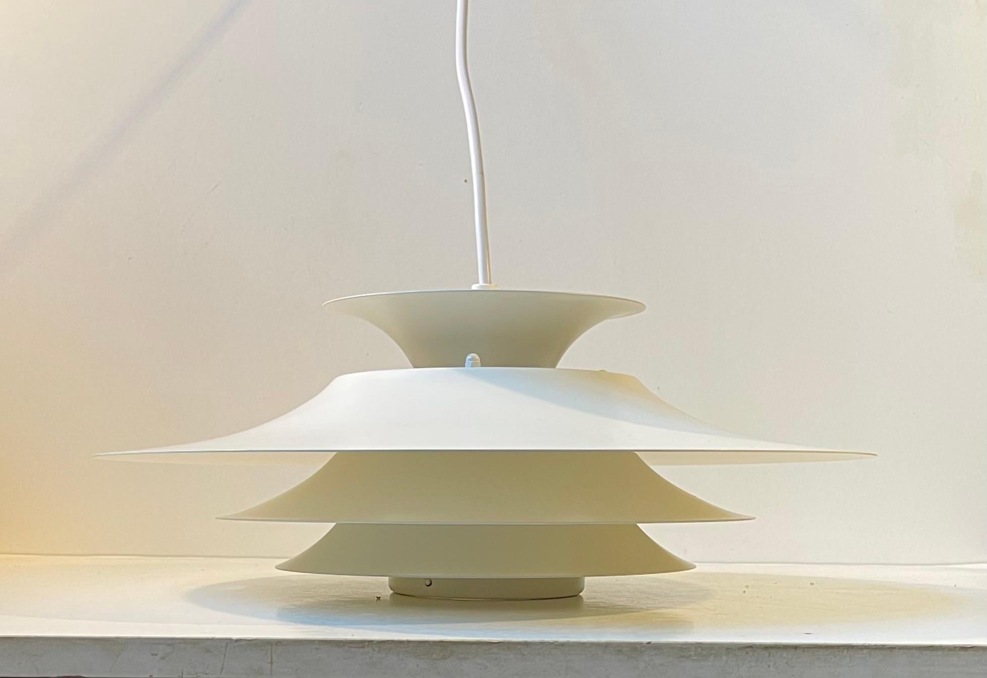 Danese Lampada a sospensione danese a più livelli di colore bianco di Frandsen's Belysning, anni '70 in vendita