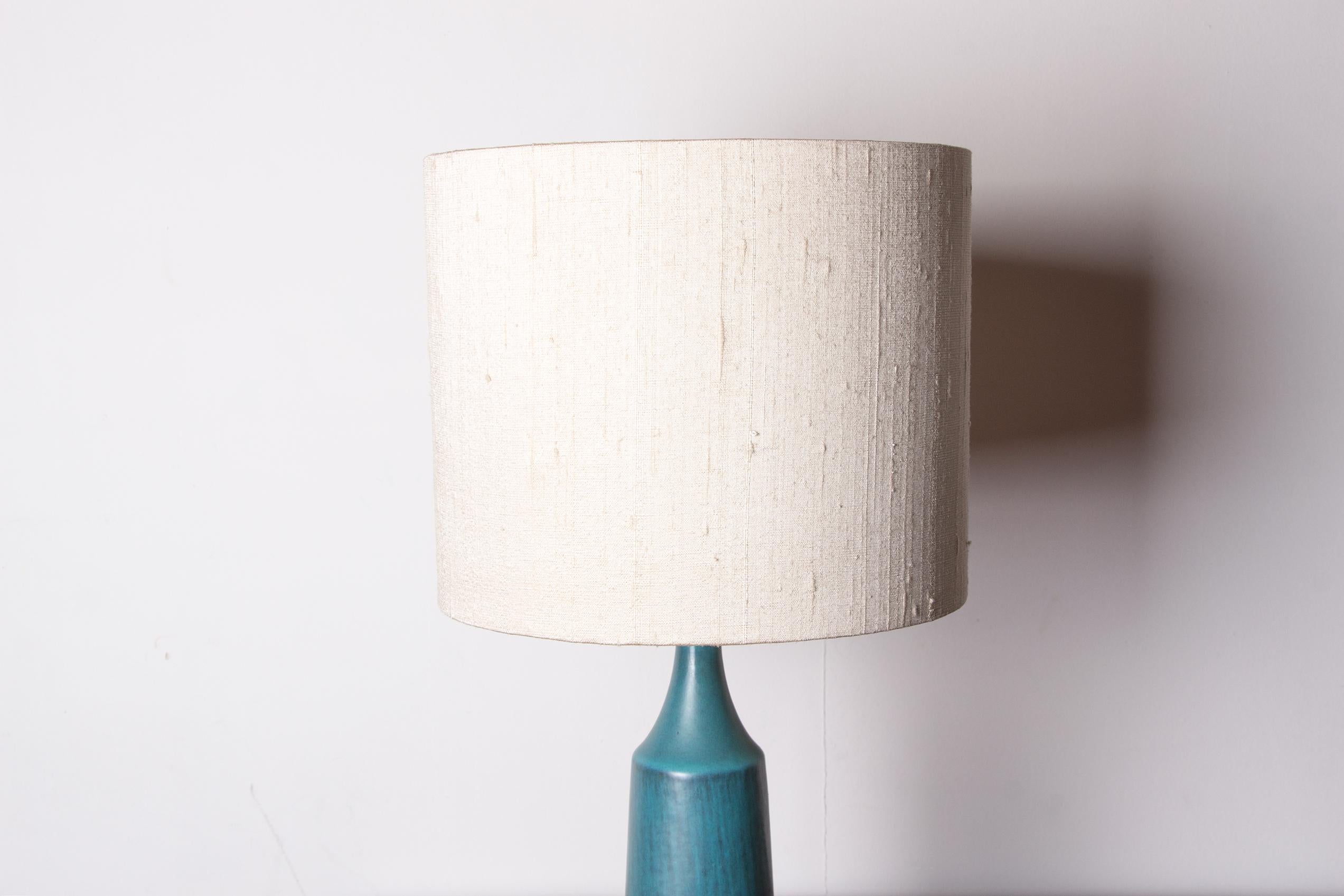 Danish truncated conical table lamp in matte blue sandstone by Gunnar Nylund for For Sale 2