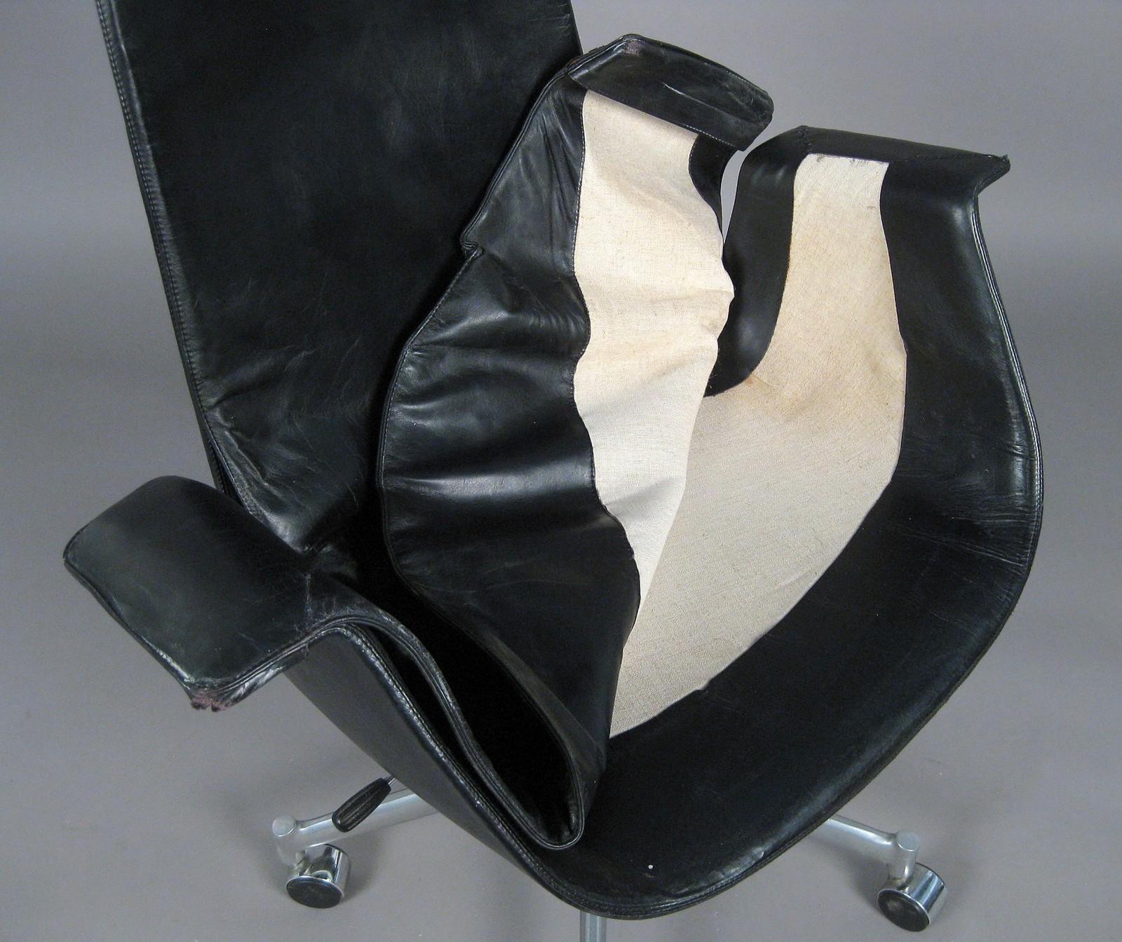 Danish Tulip Chair FK 6725, by Jørgen Kastholm & Preben Fabricius, 1964 2