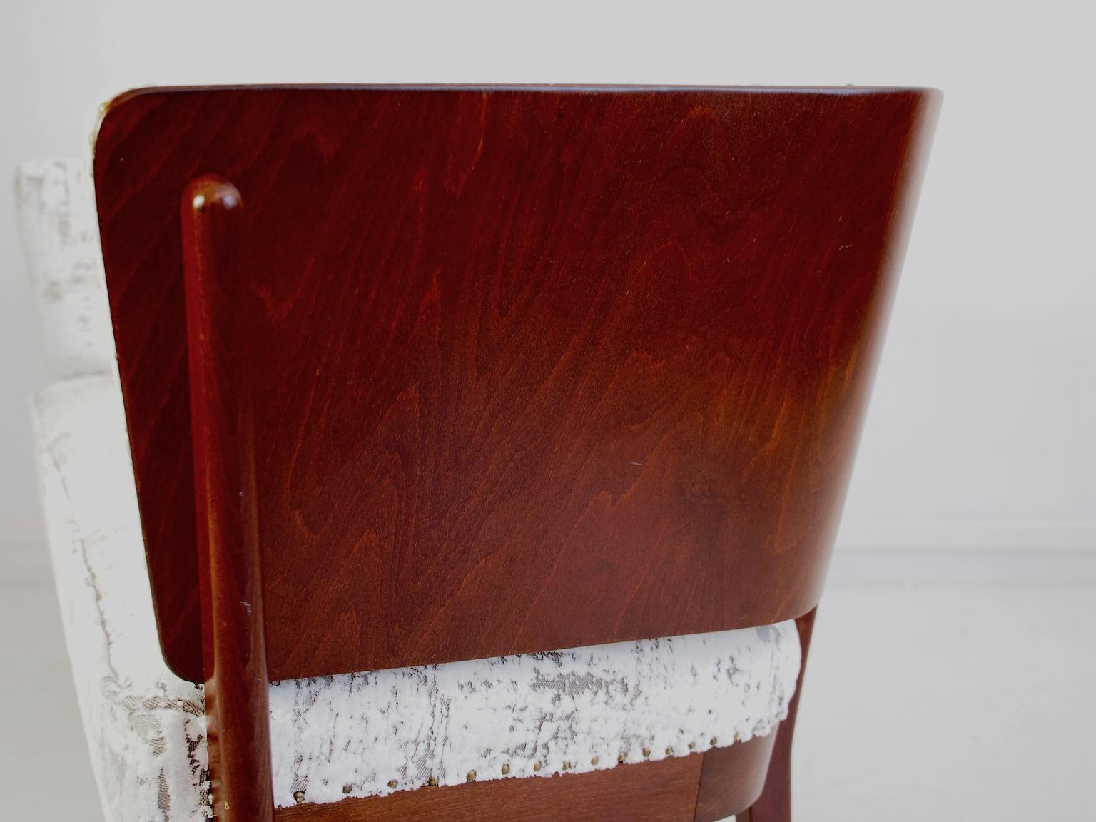 Tessile Divano danese a due posti in Beeche Modello 2240 di Fritz Hansen in vendita