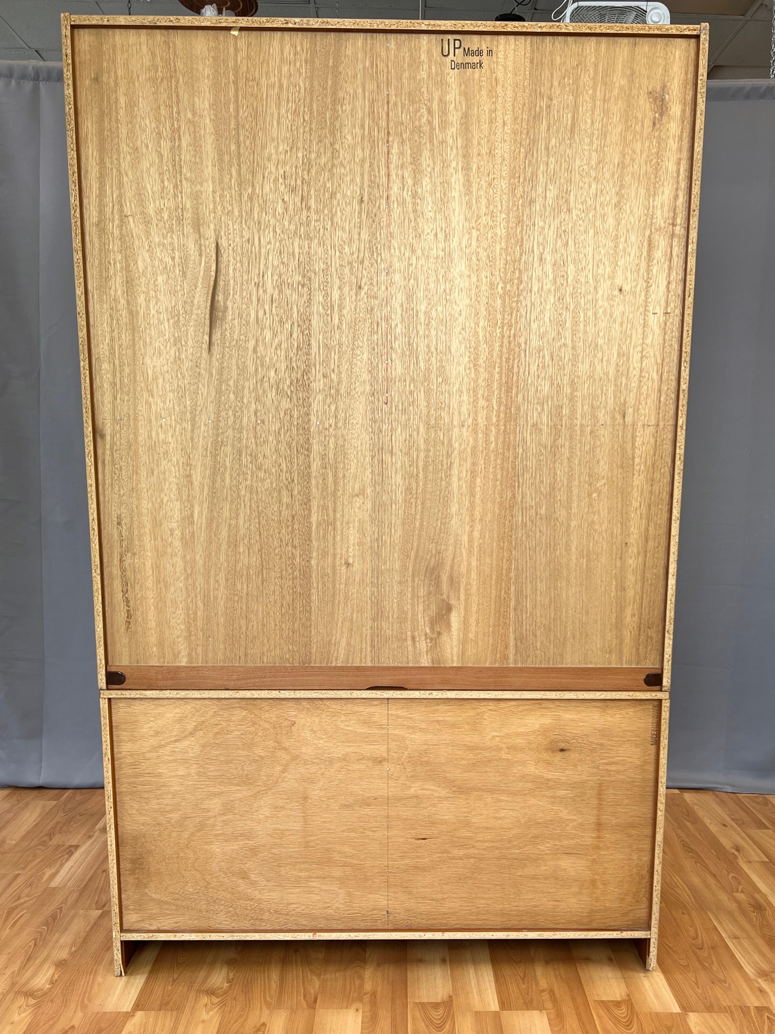 Danish UP Møbelfabrik Poul Hundevad-Style Teak Bookcase and Cabinet Hutch, 1970s For Sale 4