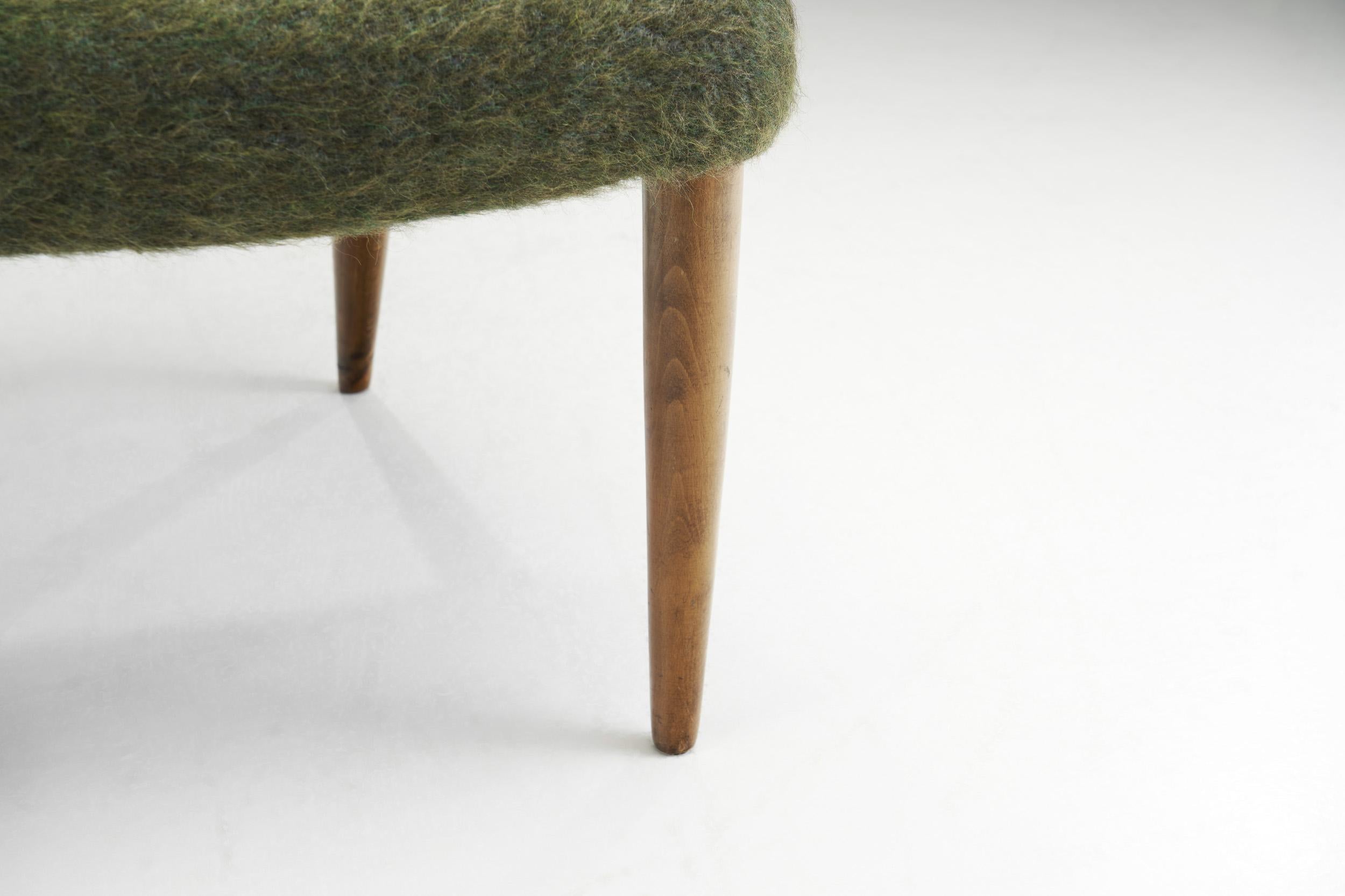 Danish Upholstered Easy Chair with Stained Beech Frame, Denmark, 1950s For Sale 8