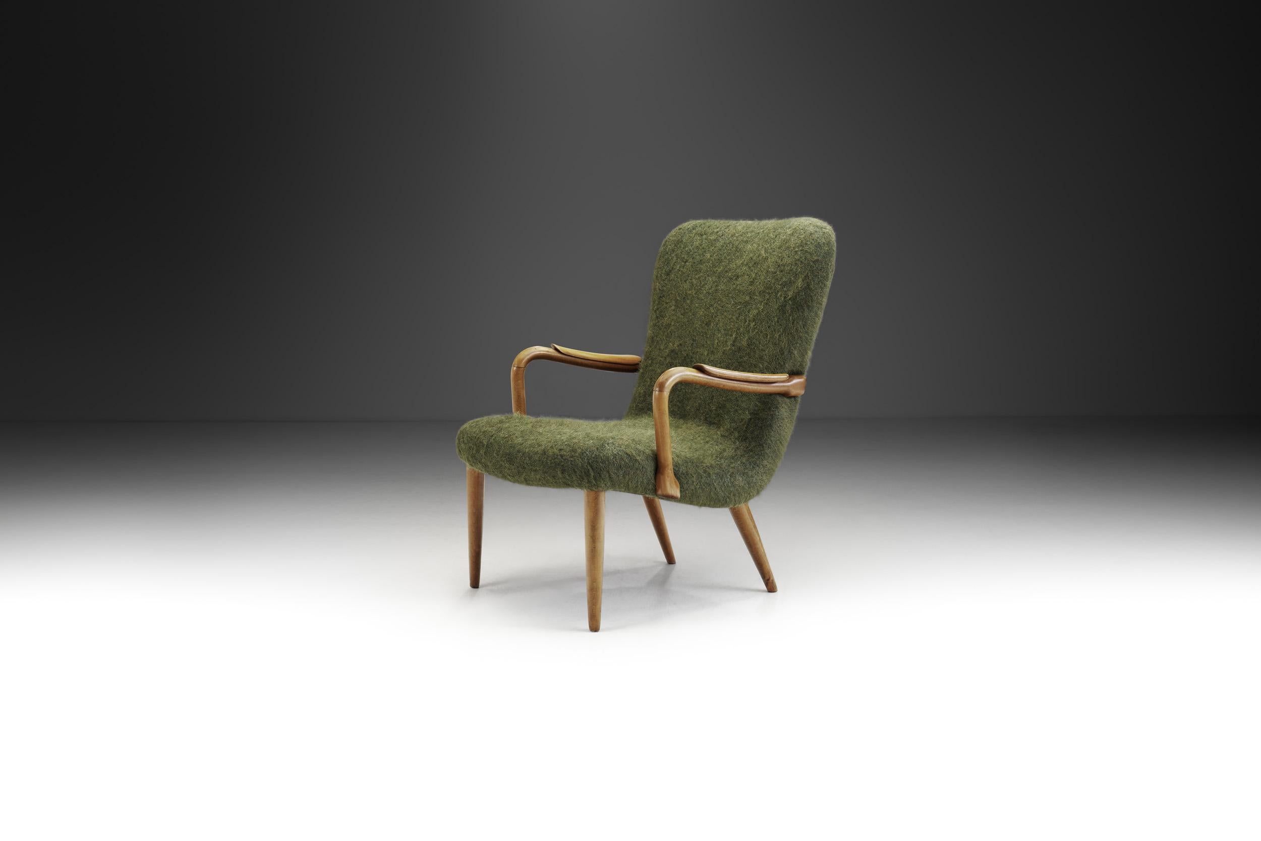 Danish design is a remarkable combination of concern for comfort and materiality melded with a desire for Shaker-like clarity. Most notably, the vintage pieces of the 1950s, like this stylish easy chair, are an exciting collision of sensuality,