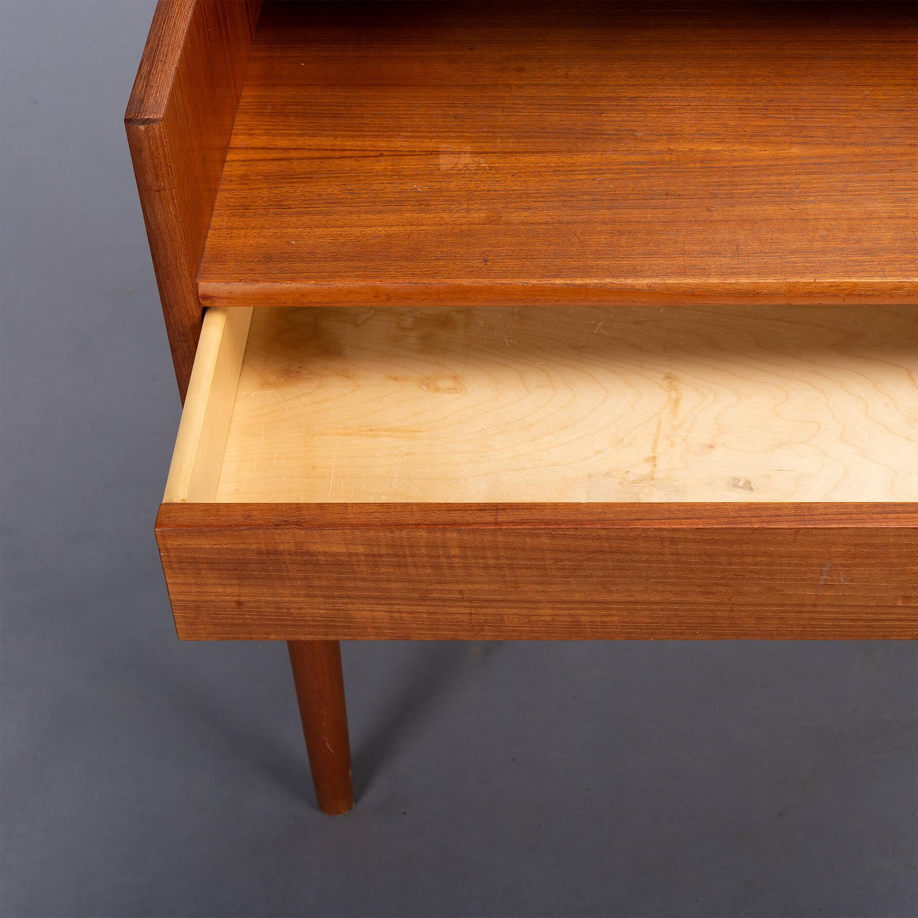 Danish Vanity Dressing Table Manufactured by Melvin Mikkelsen, 1960s 3