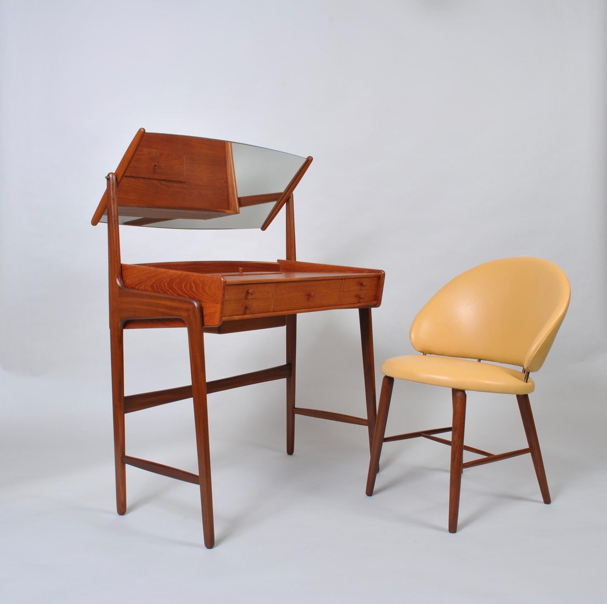 Danish Vanity Table and Chair, Svend Aage Madsen 8