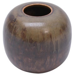 Small Mid-Century Modern vase by Valdemar Petersen for Bing & Grondahl, 1960s