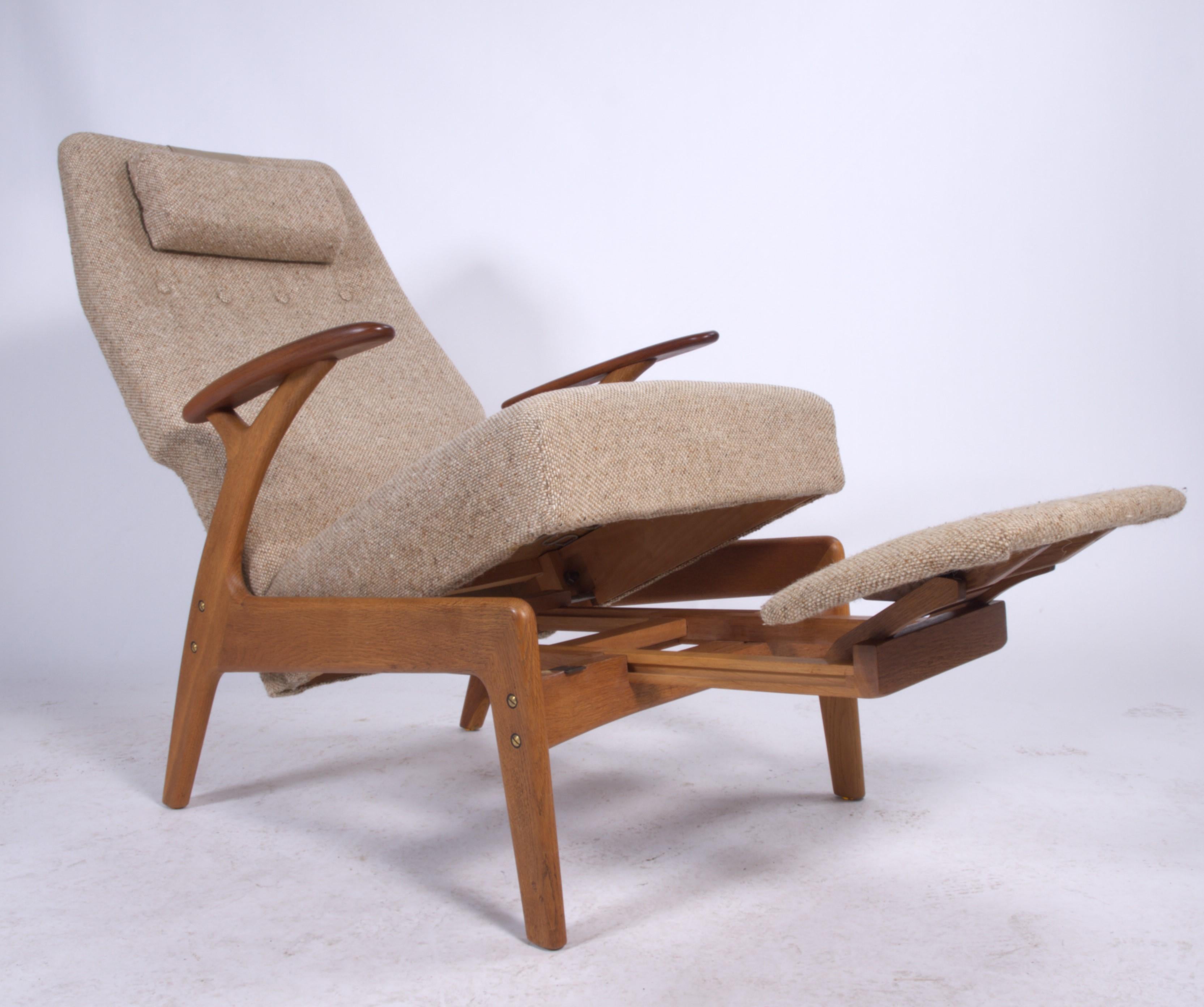 Danish Vintage 1960s Lounge Reclining Chair by Christian Sørensen Model II 9