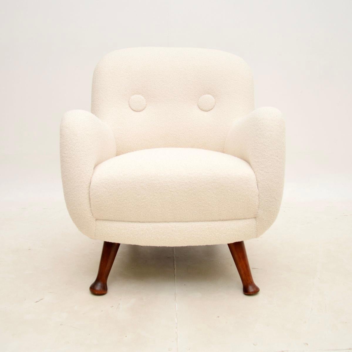 A gorgeous and very comfortable Danish vintage armchair by Berga Mobler. This was recently imported from Denmark, it dates from the 1940’s.

The quality is outstanding, it has a beautiful design and looks amazing from all angles. The curvaceous