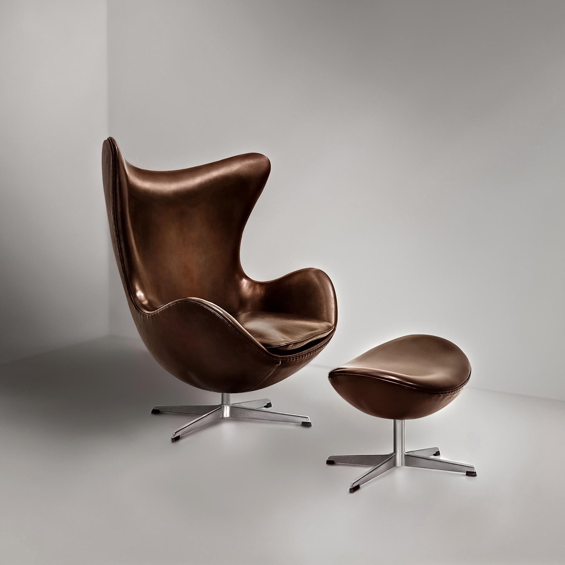 egg chairs