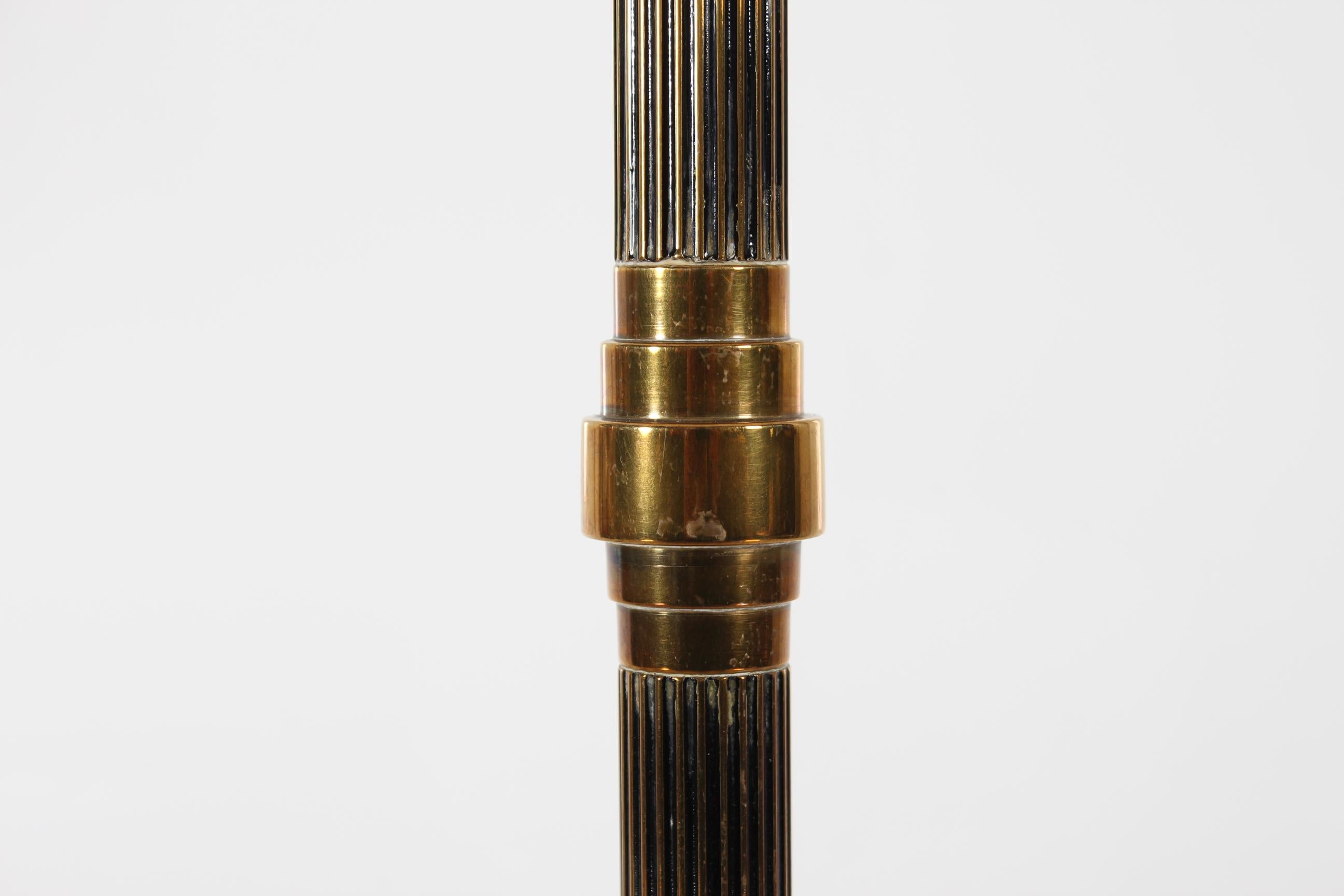Danish Vintage Bindesbøll Style High Desk Lamp of Bronze with New Shade 1940s In Good Condition For Sale In Silkeborg, Silkeborg