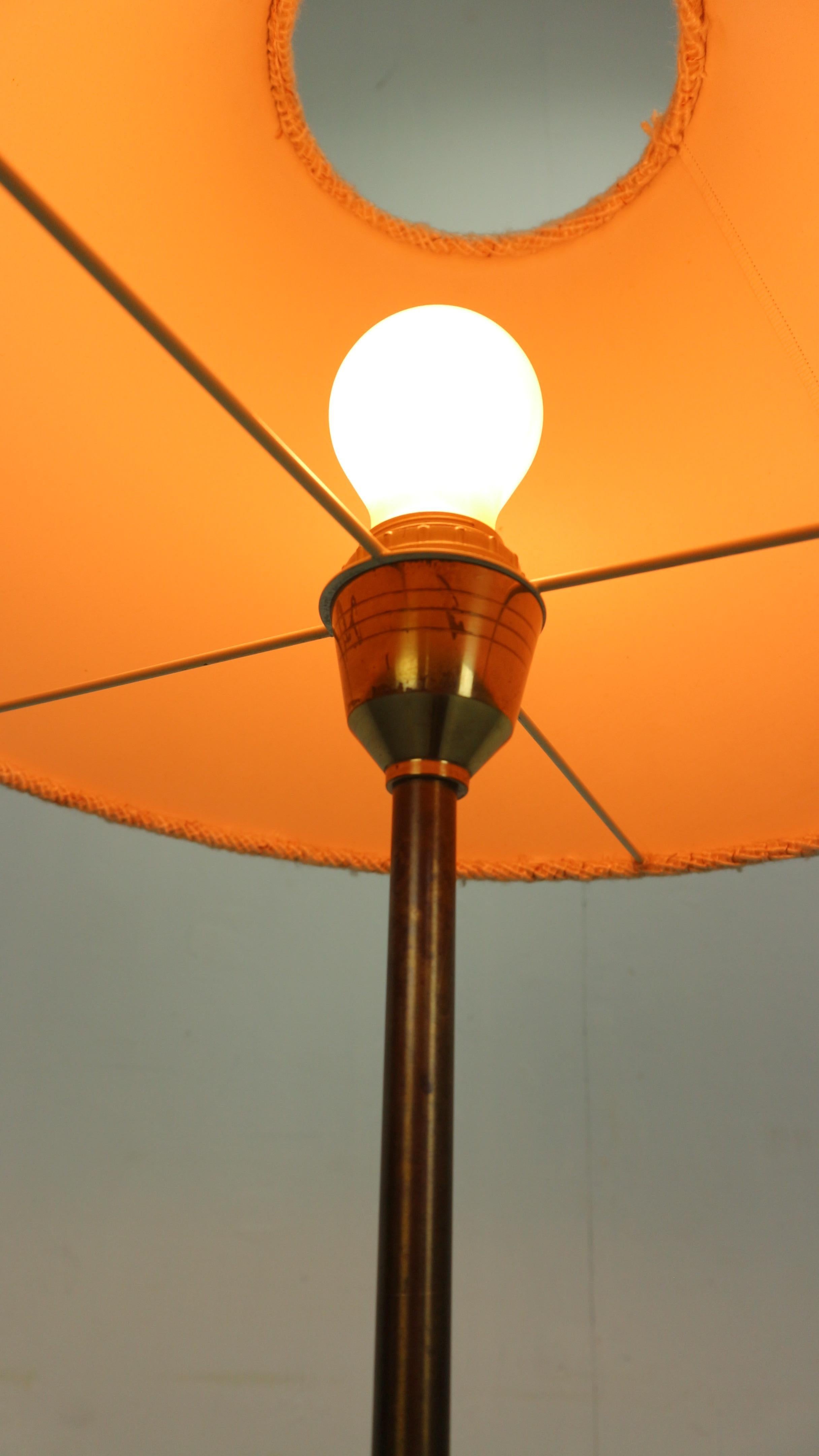Danish vintage brass and teak floorlamp with wool shade 1960s  For Sale 17